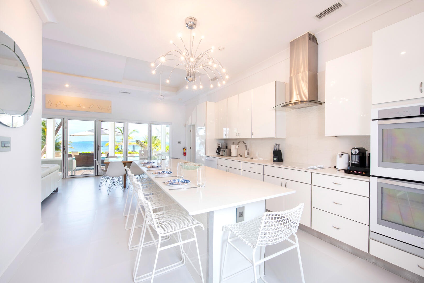 Full gourmet kitchen with modern appliances.