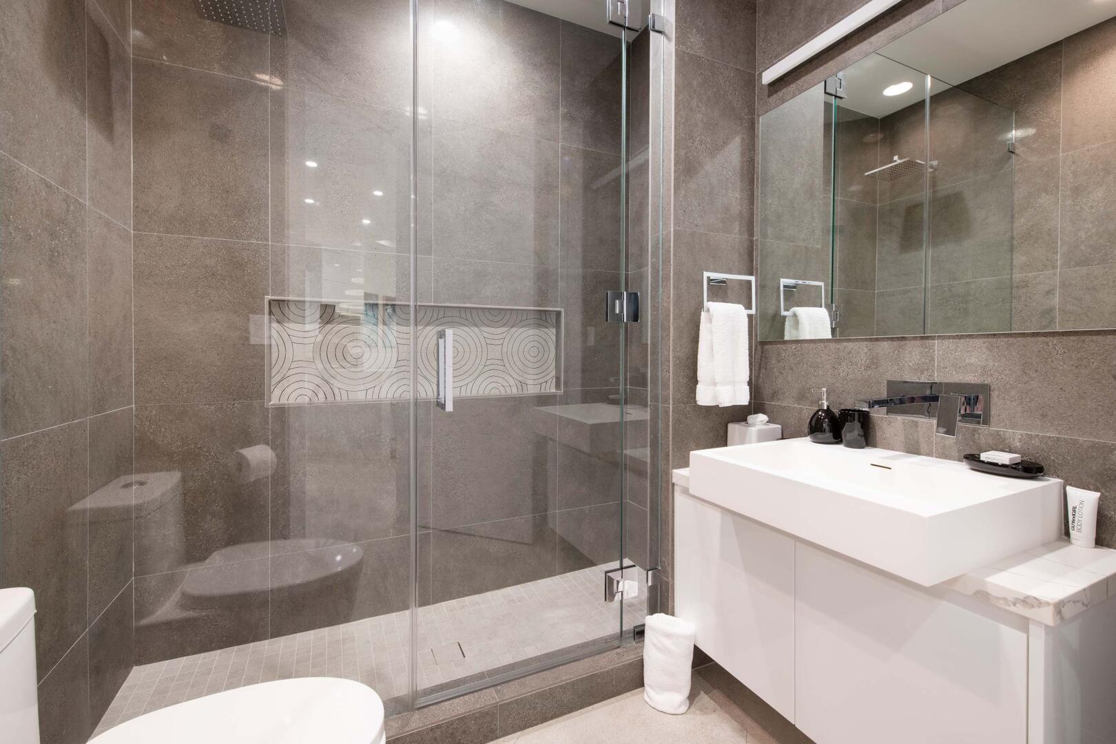 Bunk ensuite with shower.