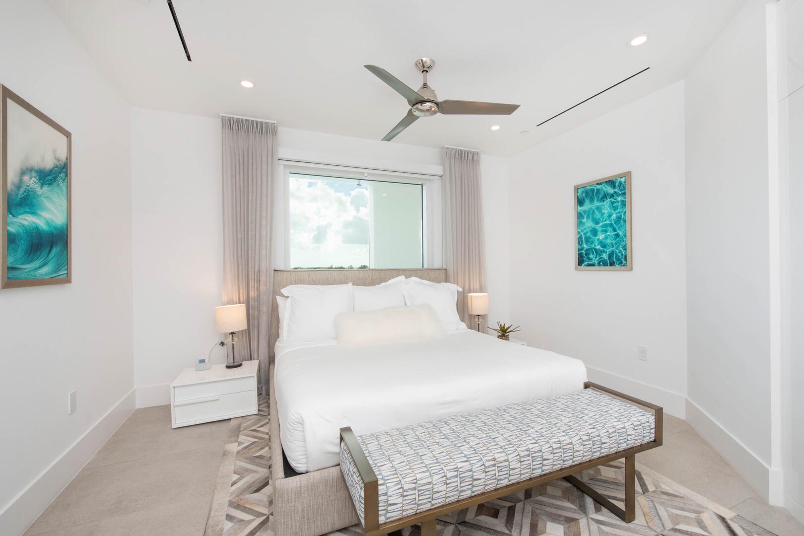 Guest Suite with King bed.