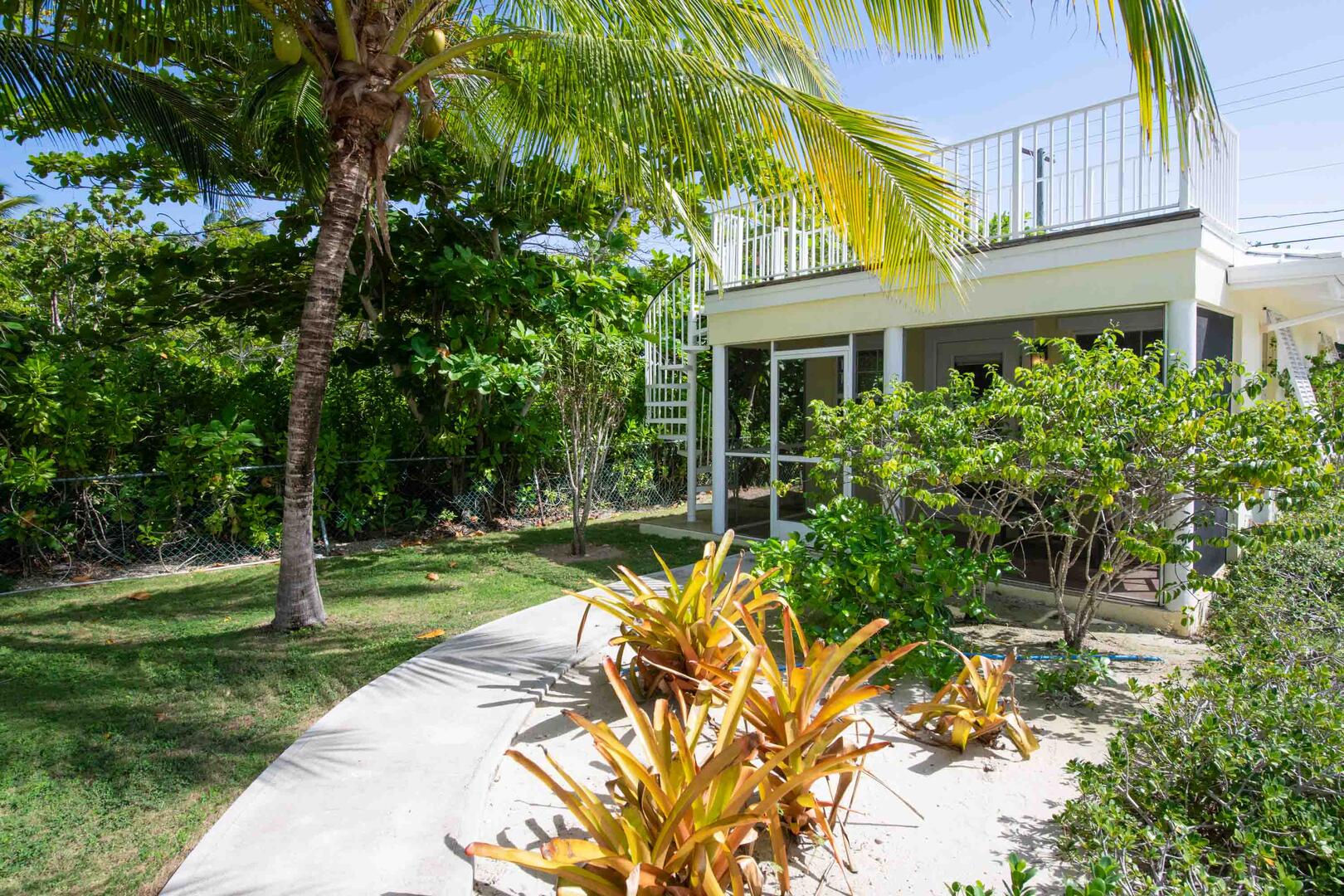 Guest cottage entrance