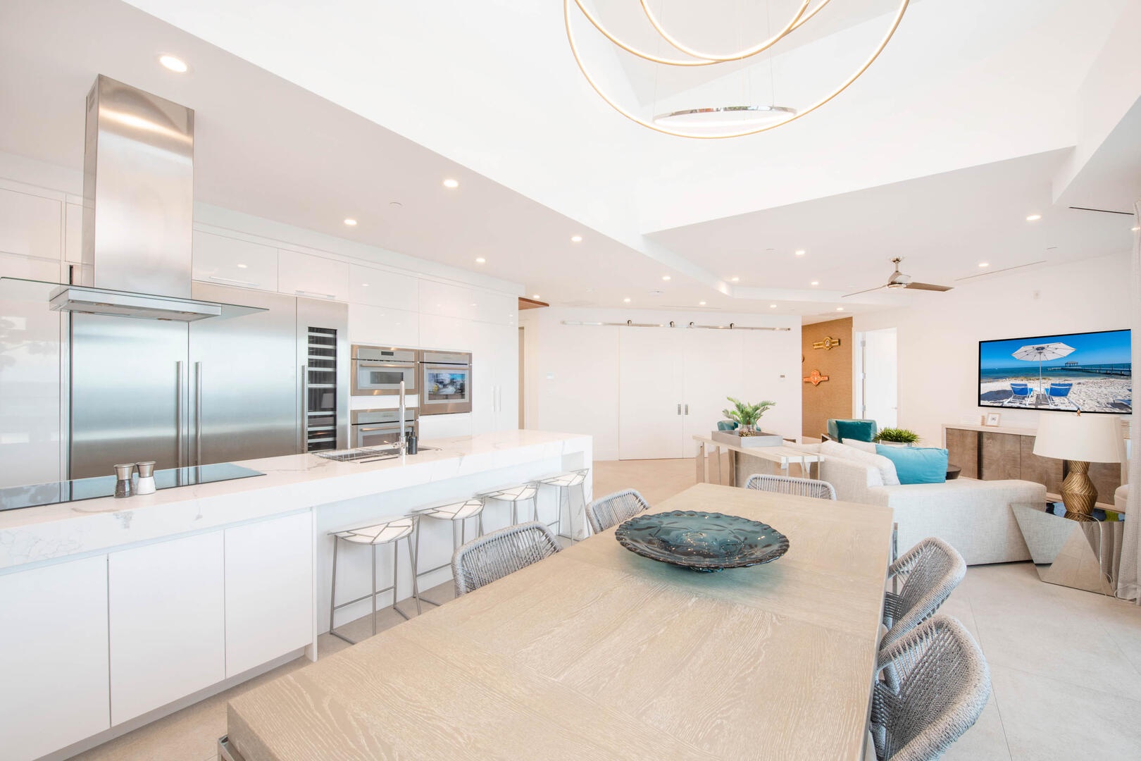 Dining Table for six.