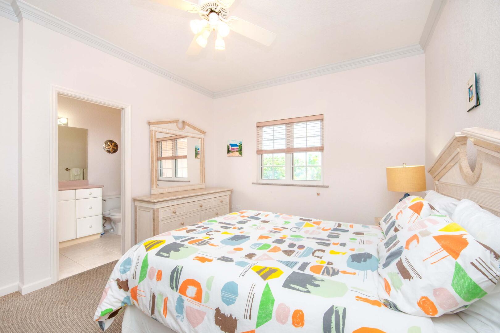 Guest Suite with Queen Bed.