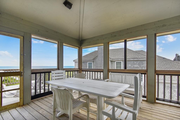 Picture yourself dining here with ocean breezes and stunning sea views framing every meal—a serene, light-filled spot to savor your mornings and evenings.