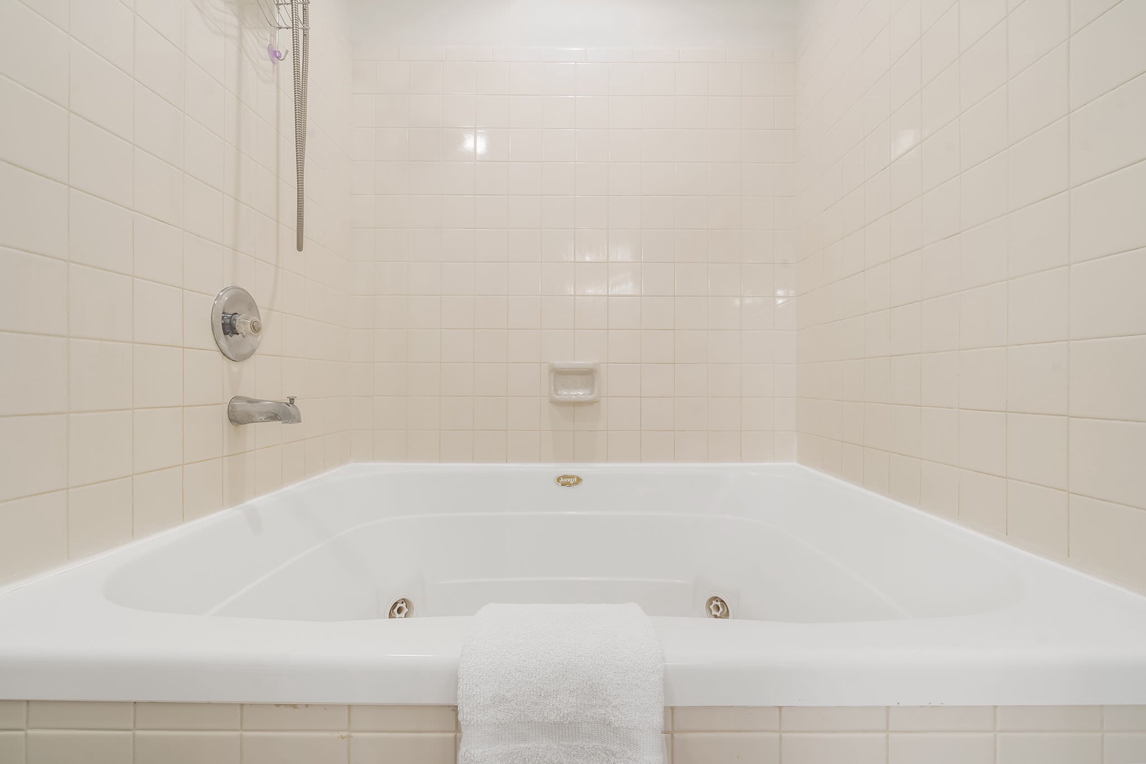 Bathroom #1 with Shower/Tub Combo  En-Suite to Bedroom #1