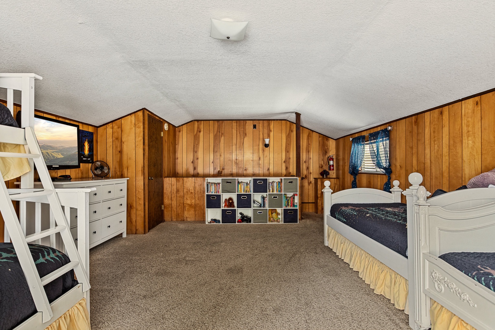 Bedroom #3 with Bunk Beds Twin over Full and 2 Twin Beds