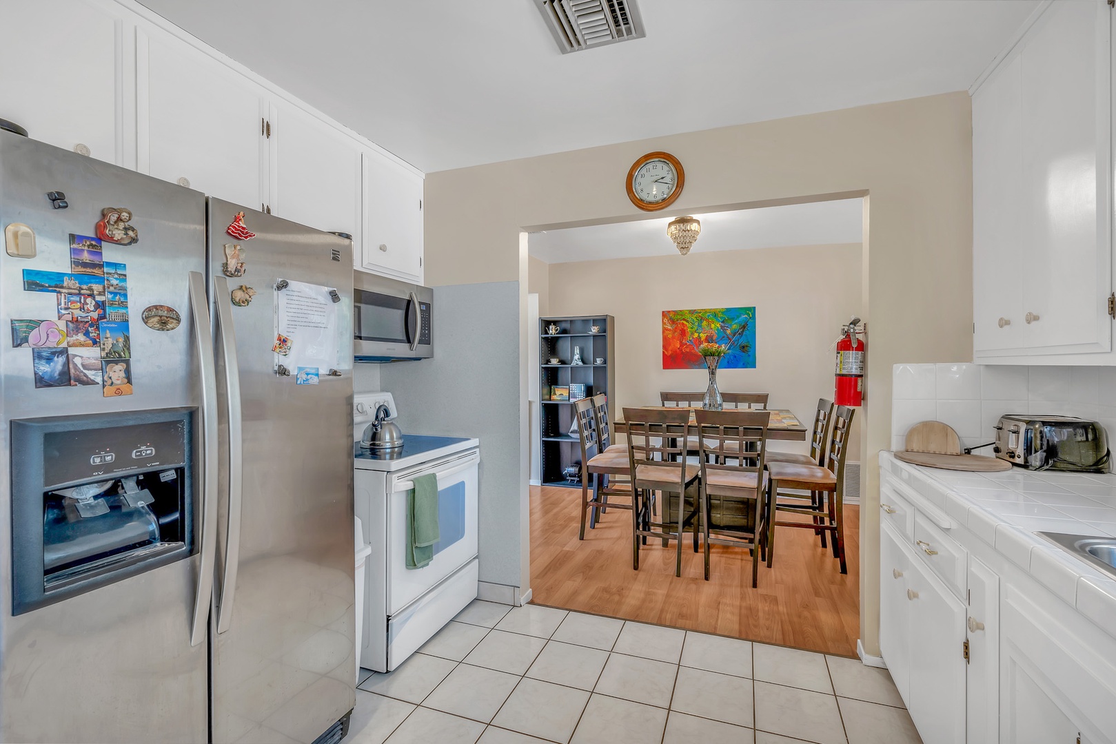 Fully equipped kitchen