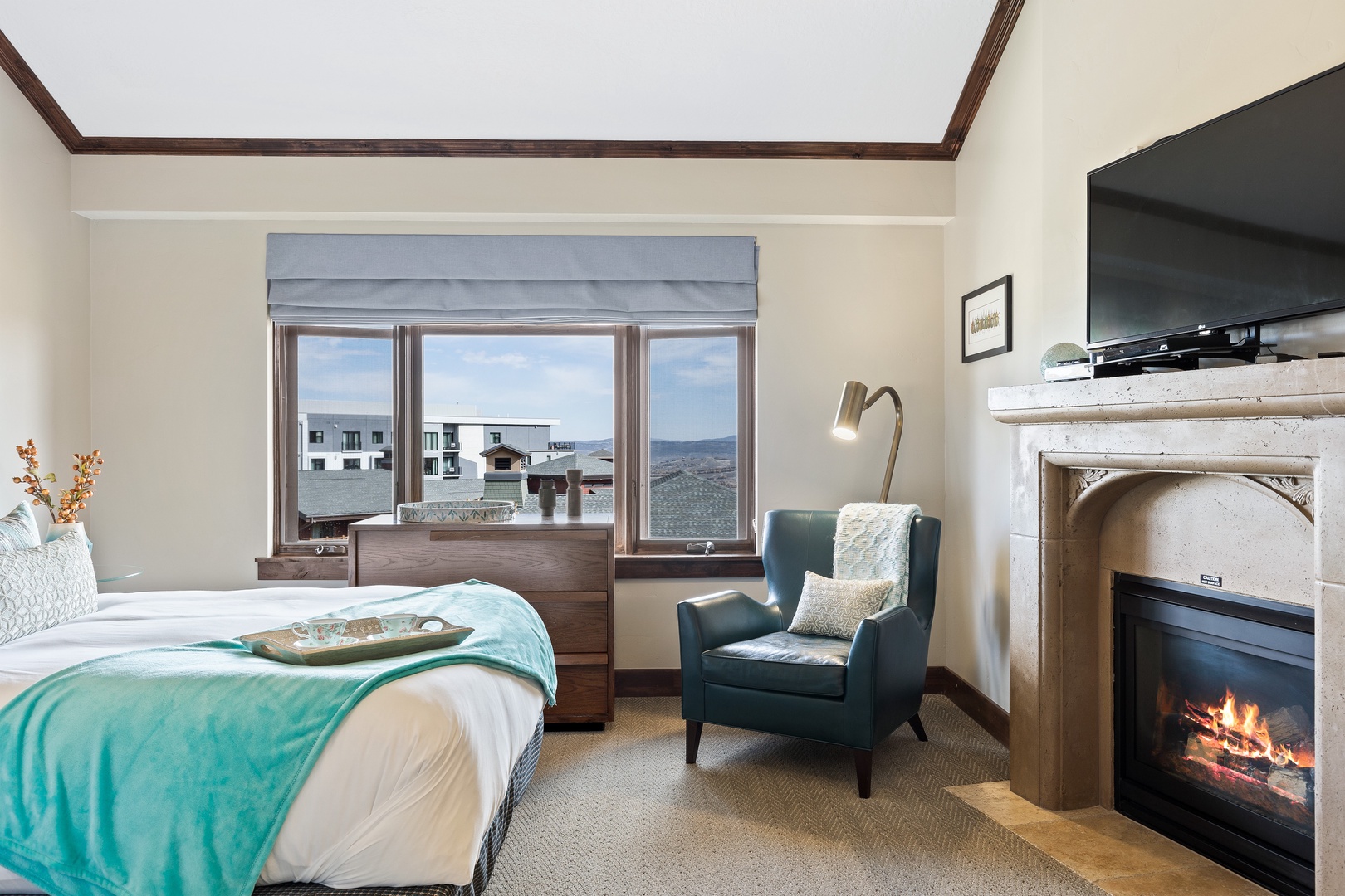QUEEN ROOM | 2 Queen Beds,Fireplace, Desk, Kitchenette & En-Suite