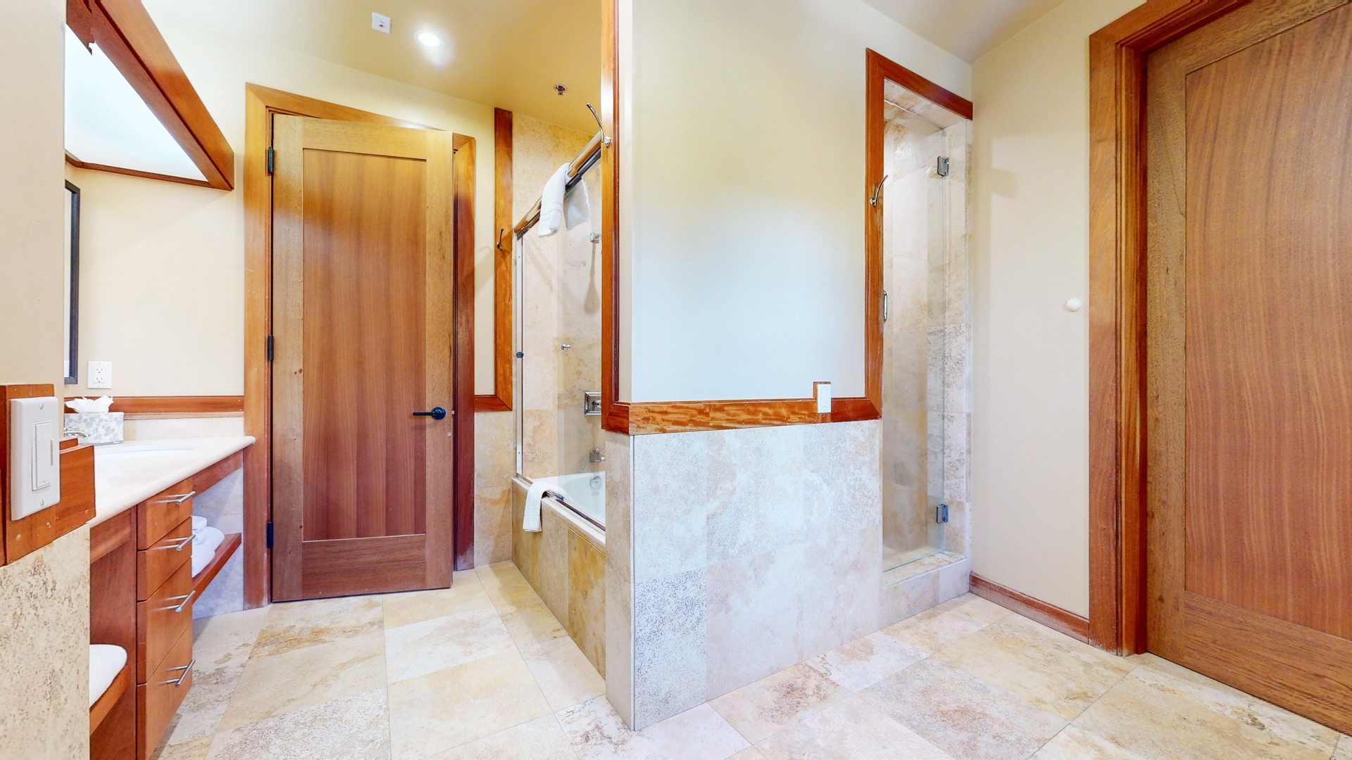 Bathroom 1 en-suite with jacuzzi tub, and separate stand up shower
