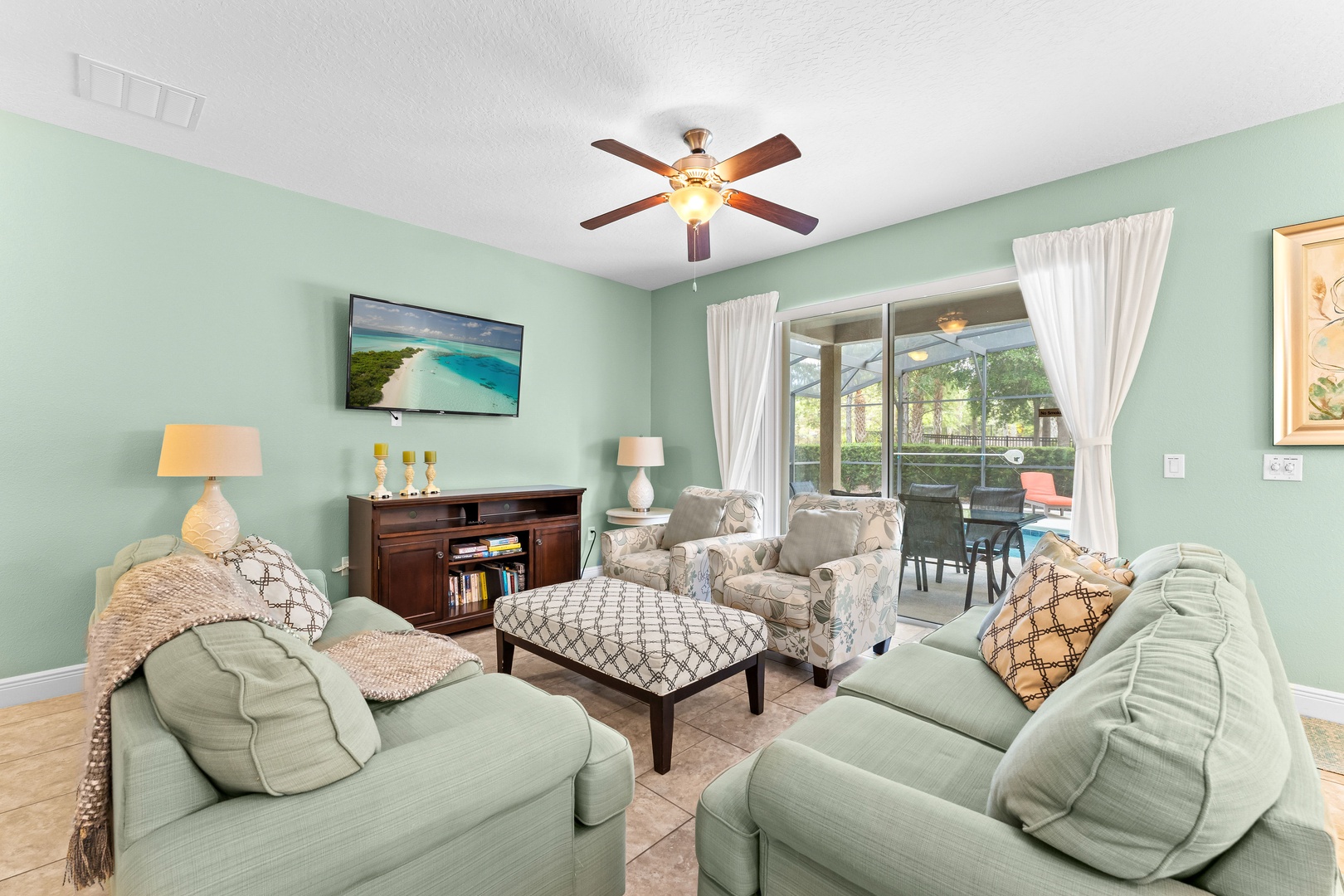 Cozy living space with ample seating and Smart TV