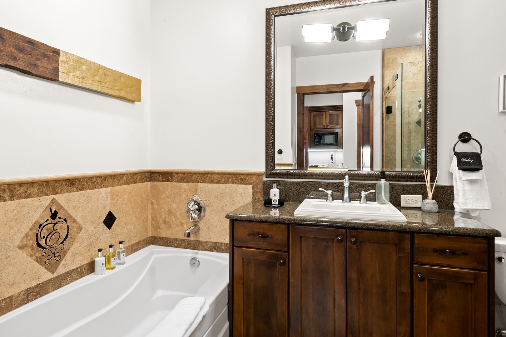 Serenity King Bathroom w/ Walk-In Shower and Large Tub