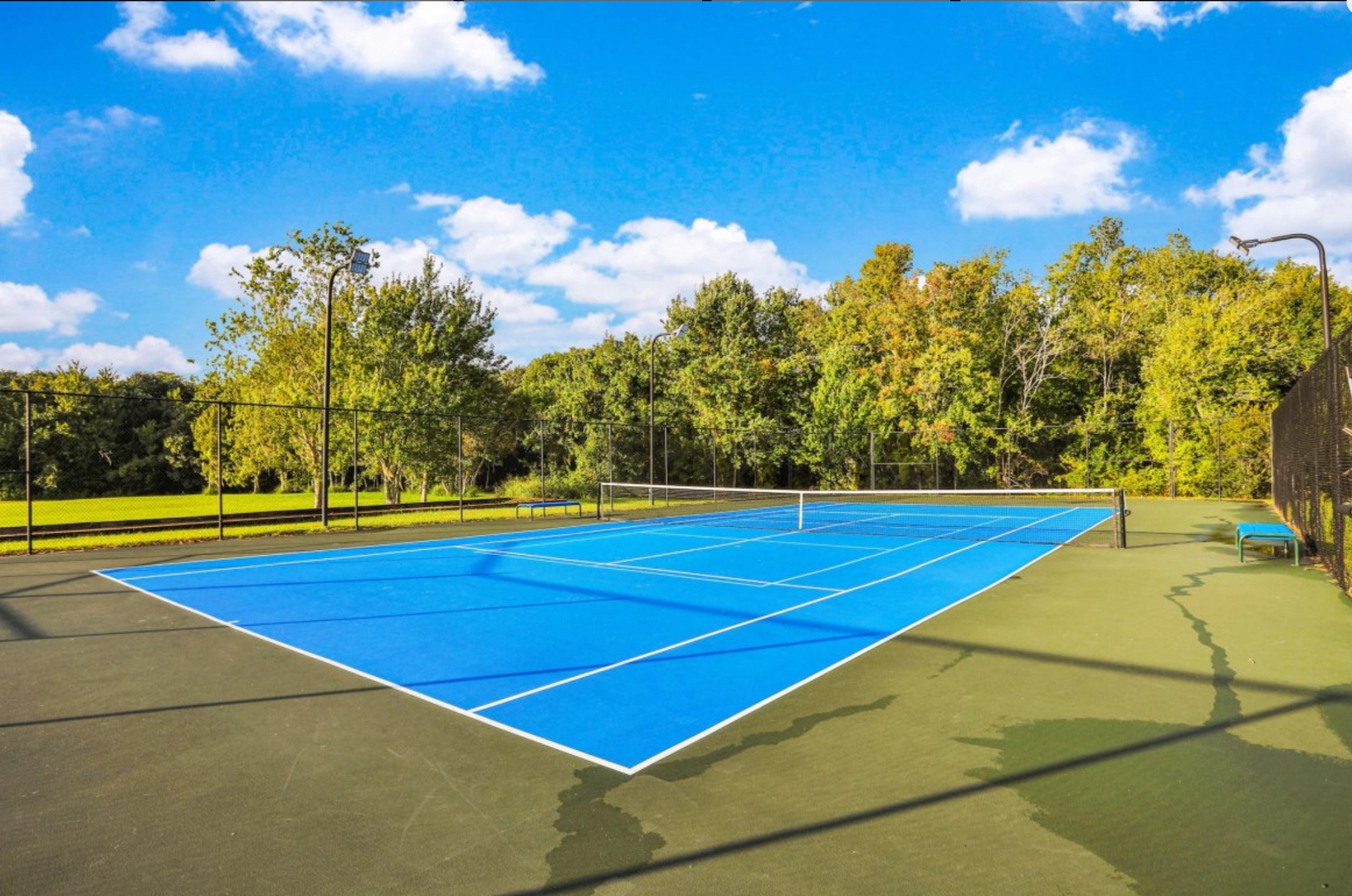 Resort tennis court