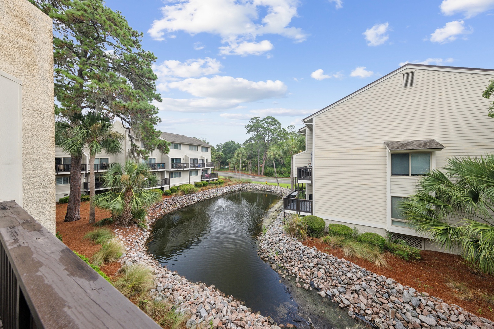 Relaxing lagoon balcony views