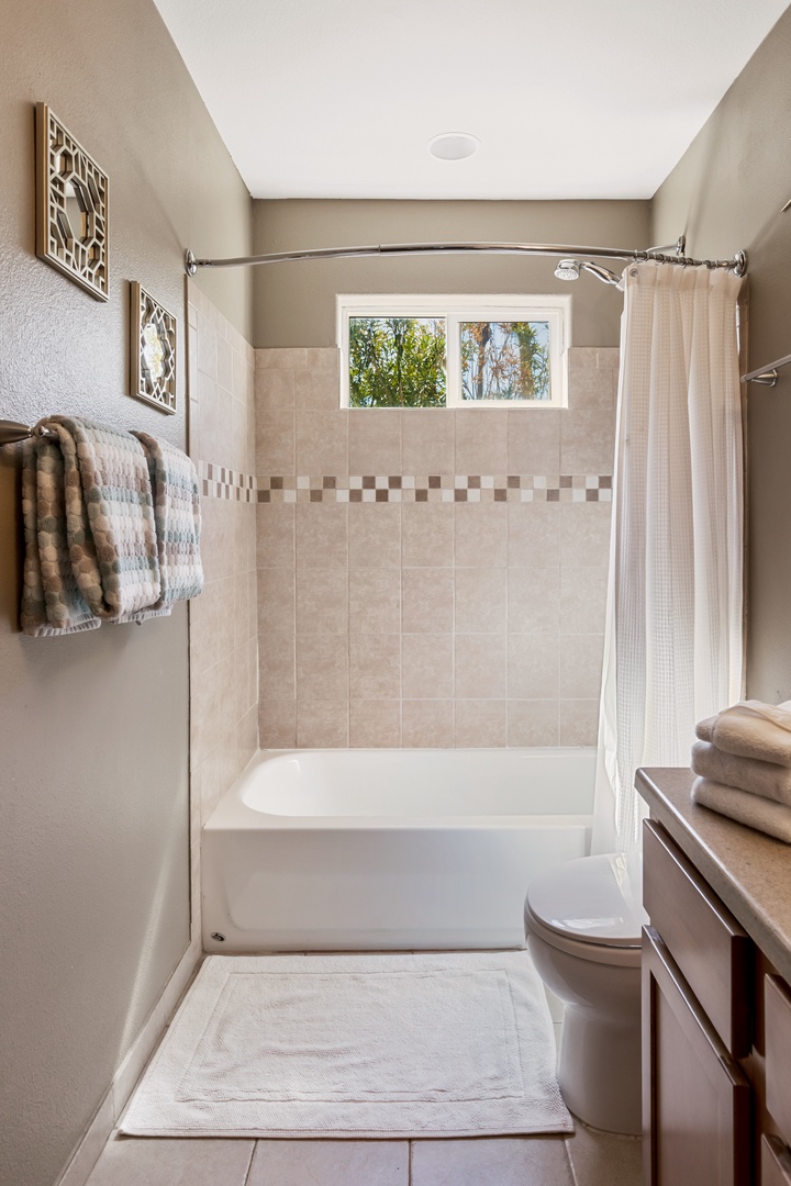Bathroom #2 Shower/Tub Combo