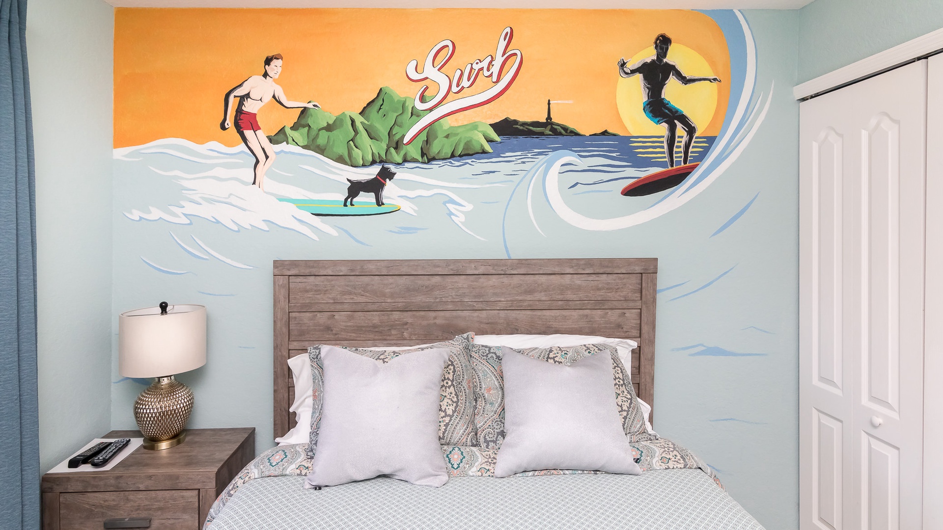 Surf themed room