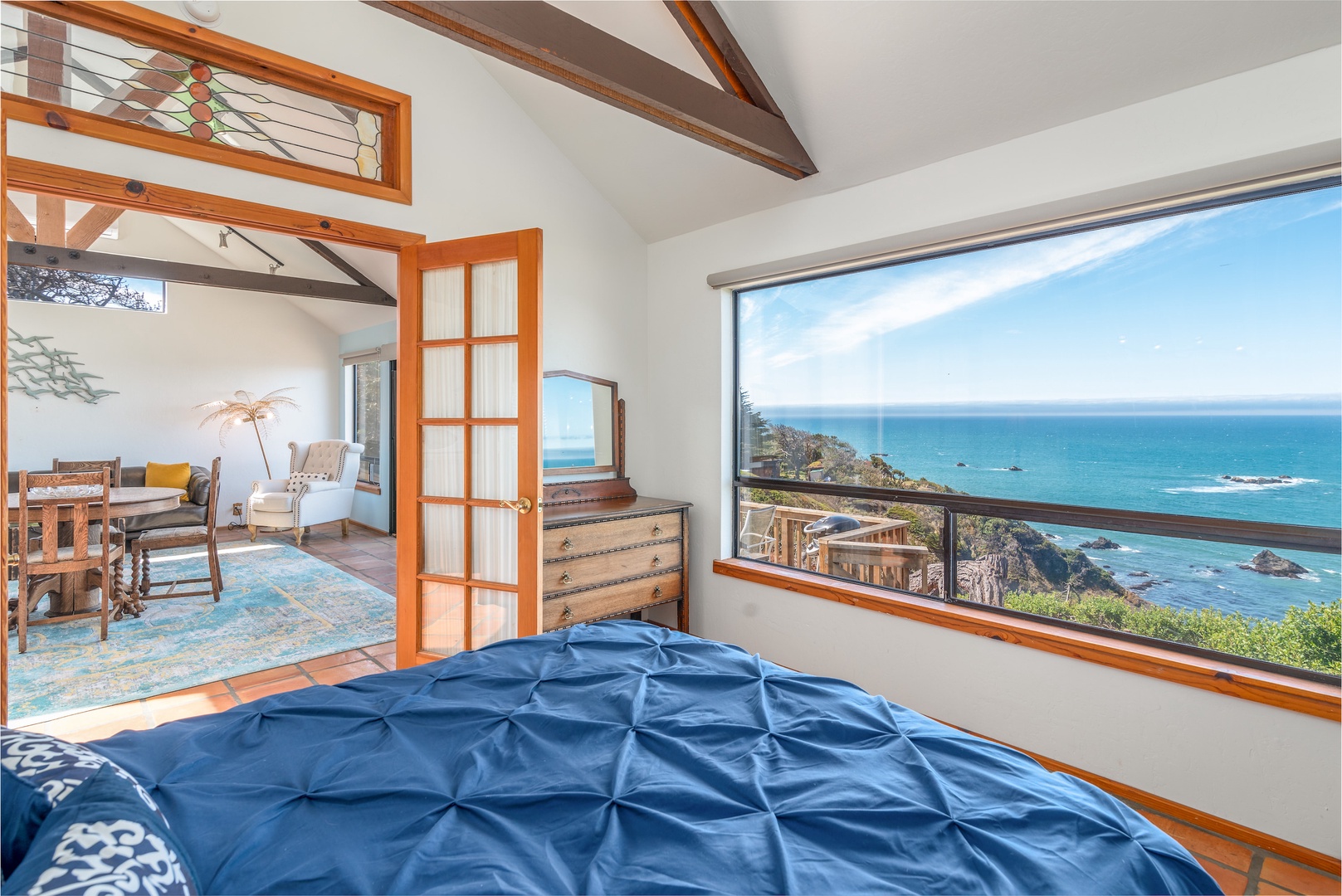 Queen bedroom with ocean views