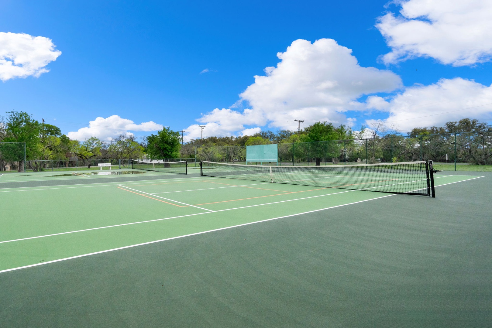 Windermere Oaks Tennis Courts