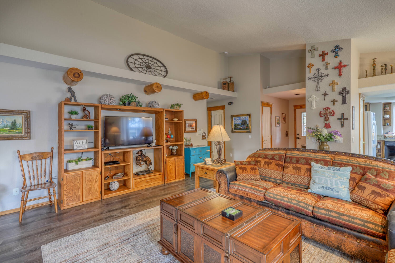 Large living room with mountain vibes