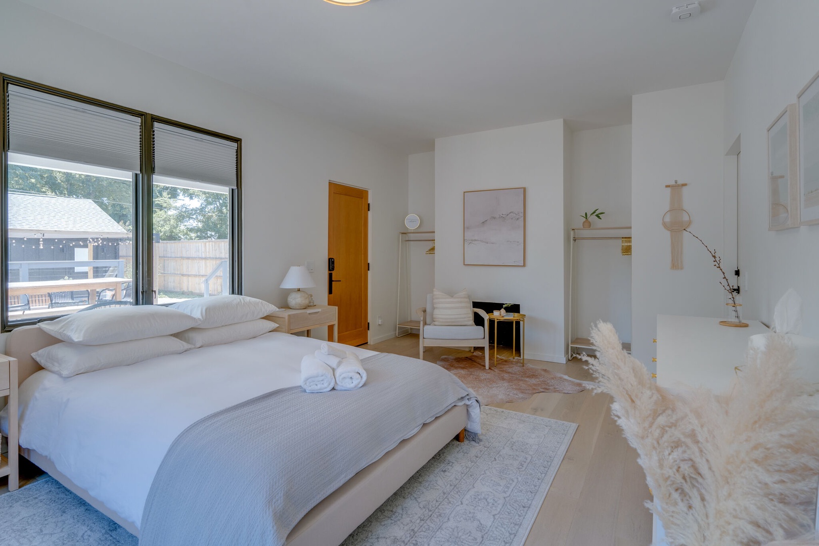 King bed in bedroom 1