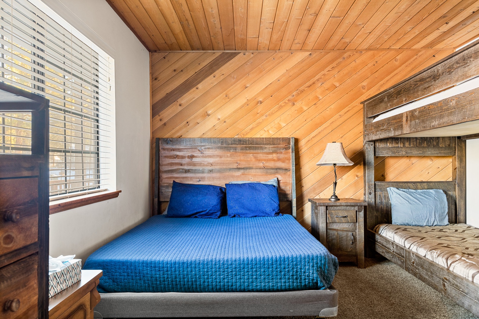 Bedroom #2 Queen and Bunk Bed Twin/Twin