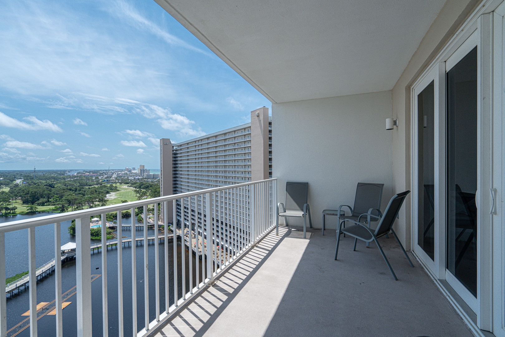 Step out onto the balcony & soak in the stunning views!