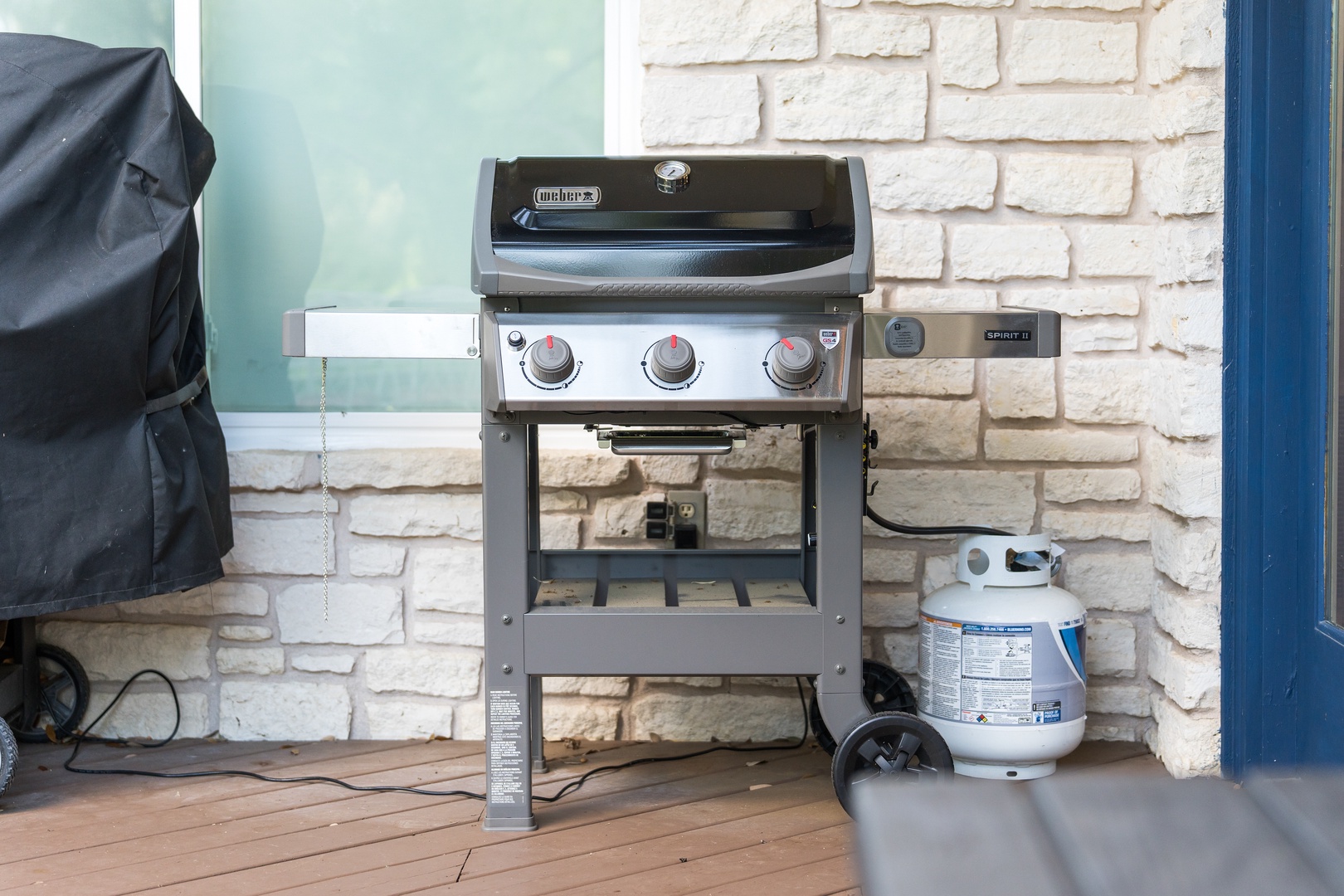 Outdoor gas BBQ grill