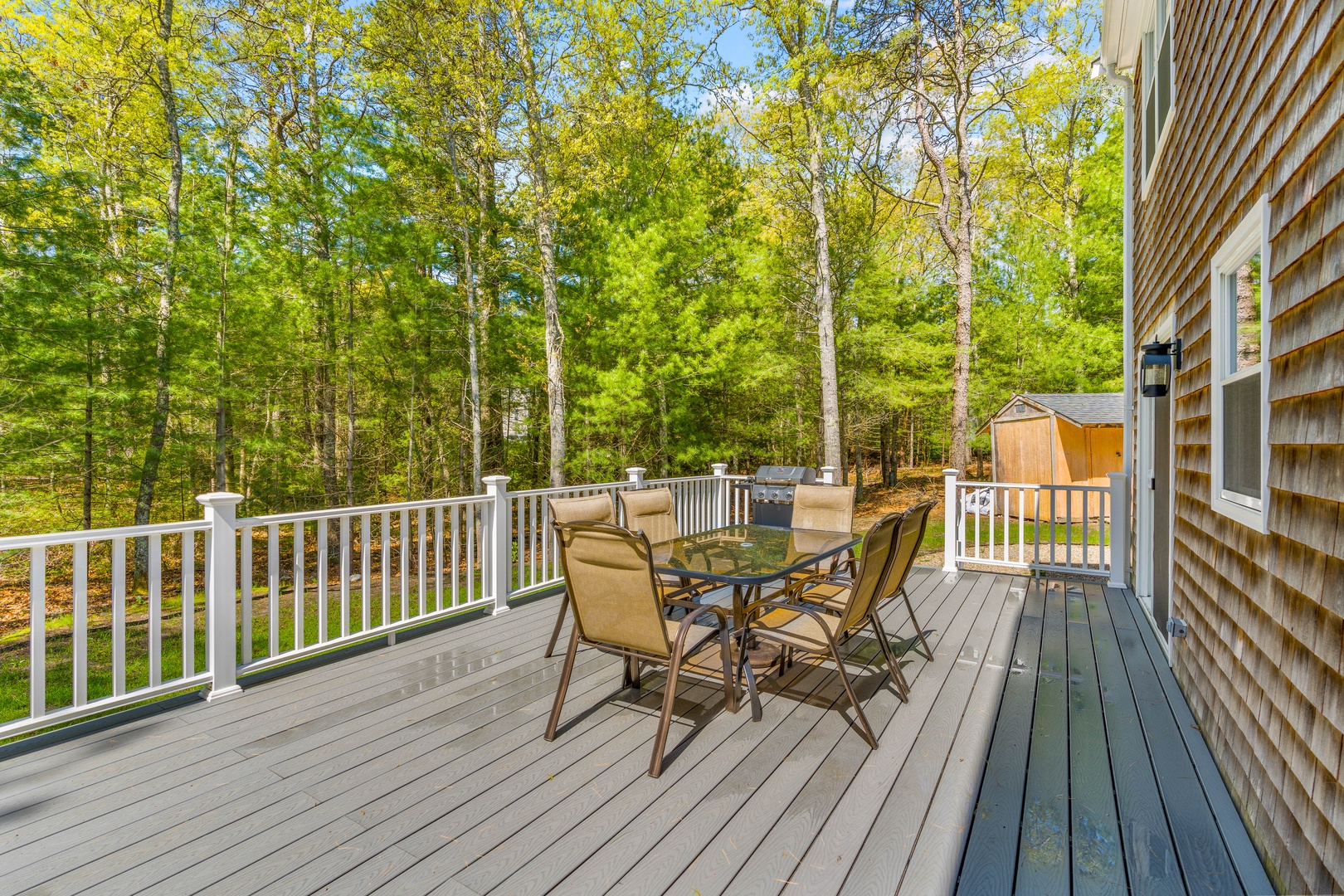 Lounge the day away or dine alfresco on the sunny back deck!