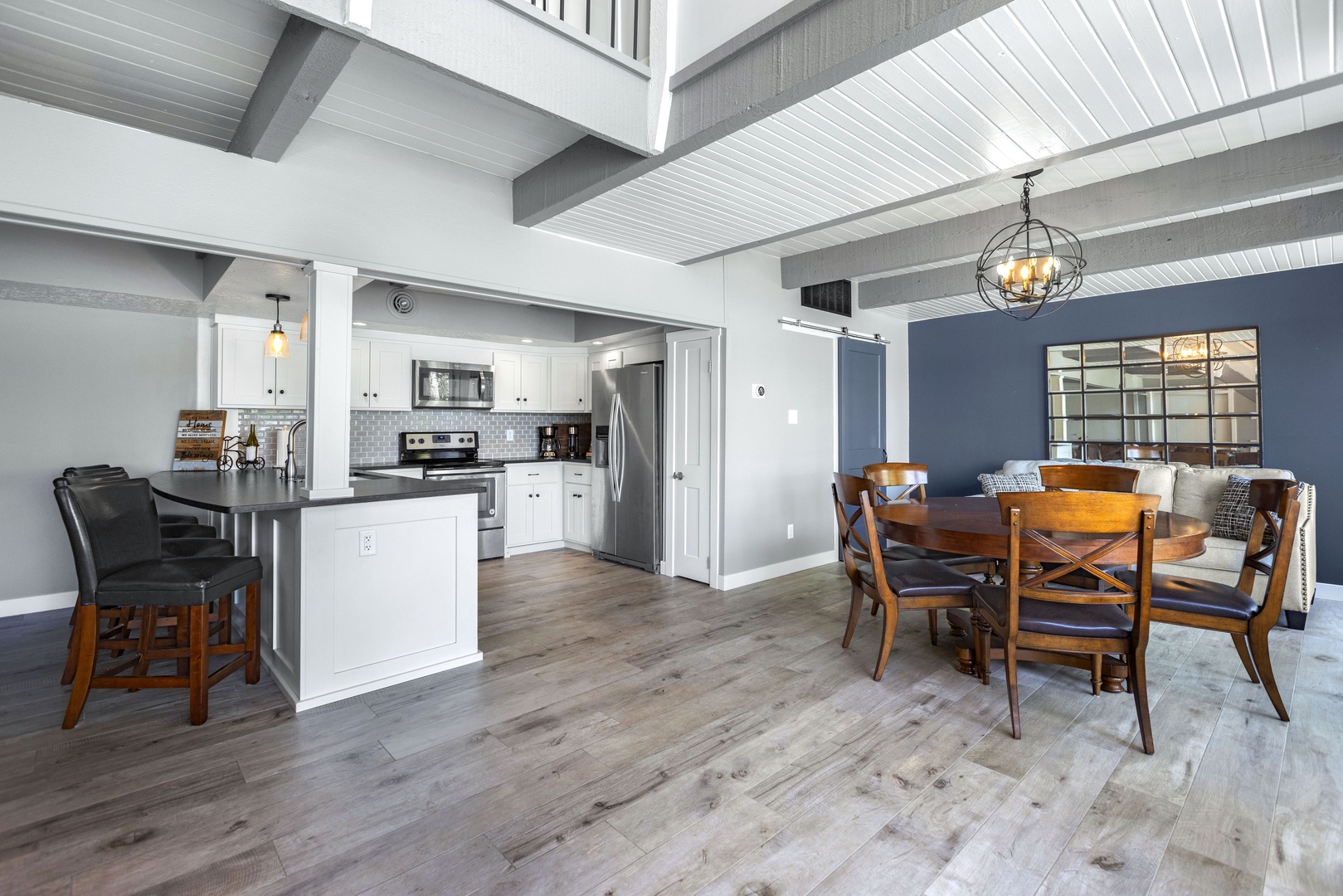 Fully Stocked Kitchen with dining area