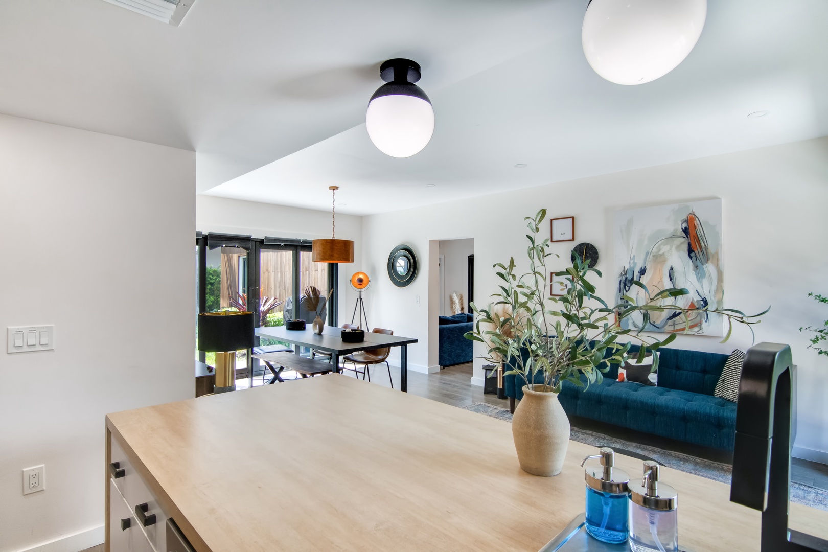 2nd kitchen with counter seating