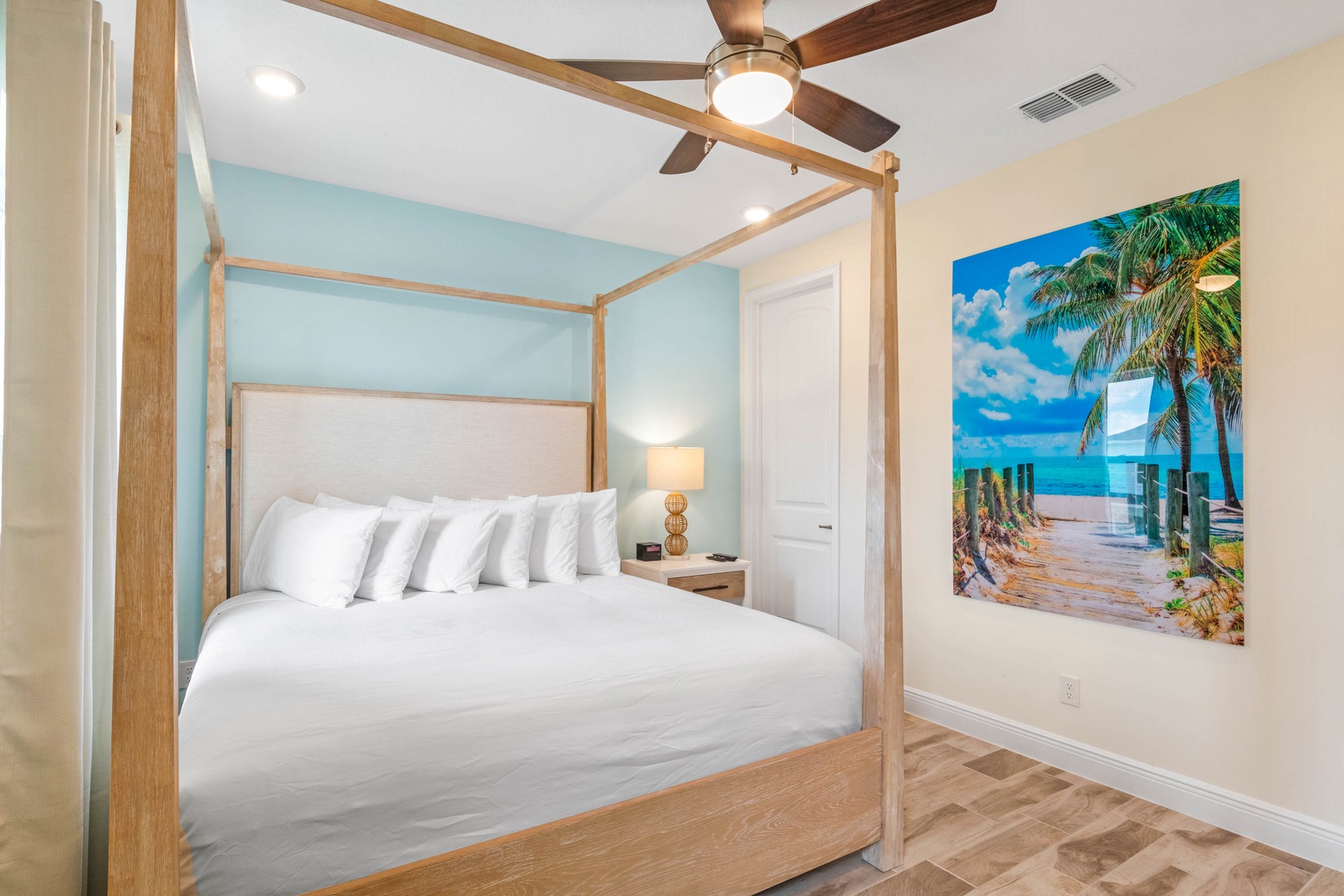 Bedroom 1: King Bedroom offering an En Suite and Smart TV