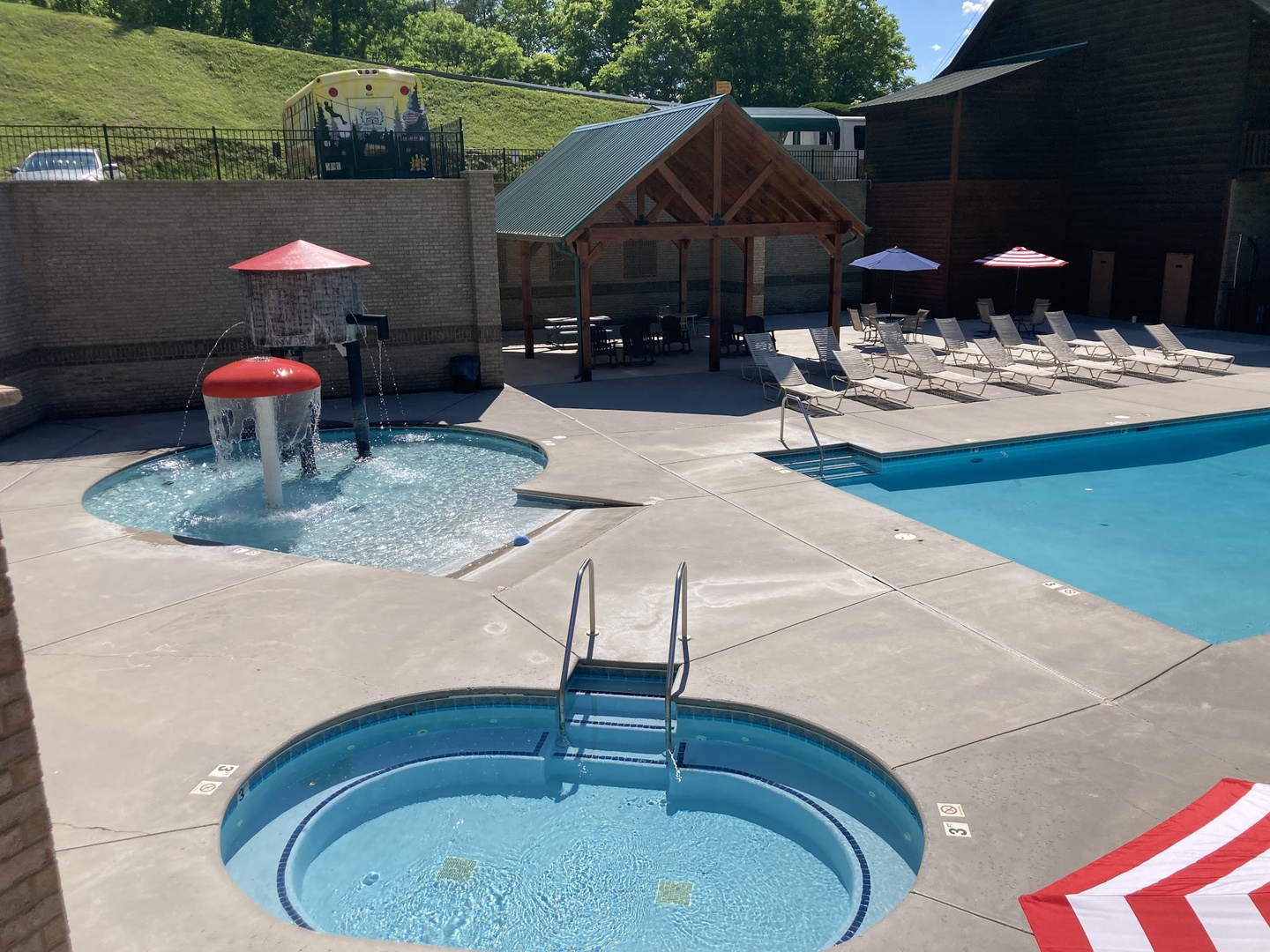 Grand View Resort Pool