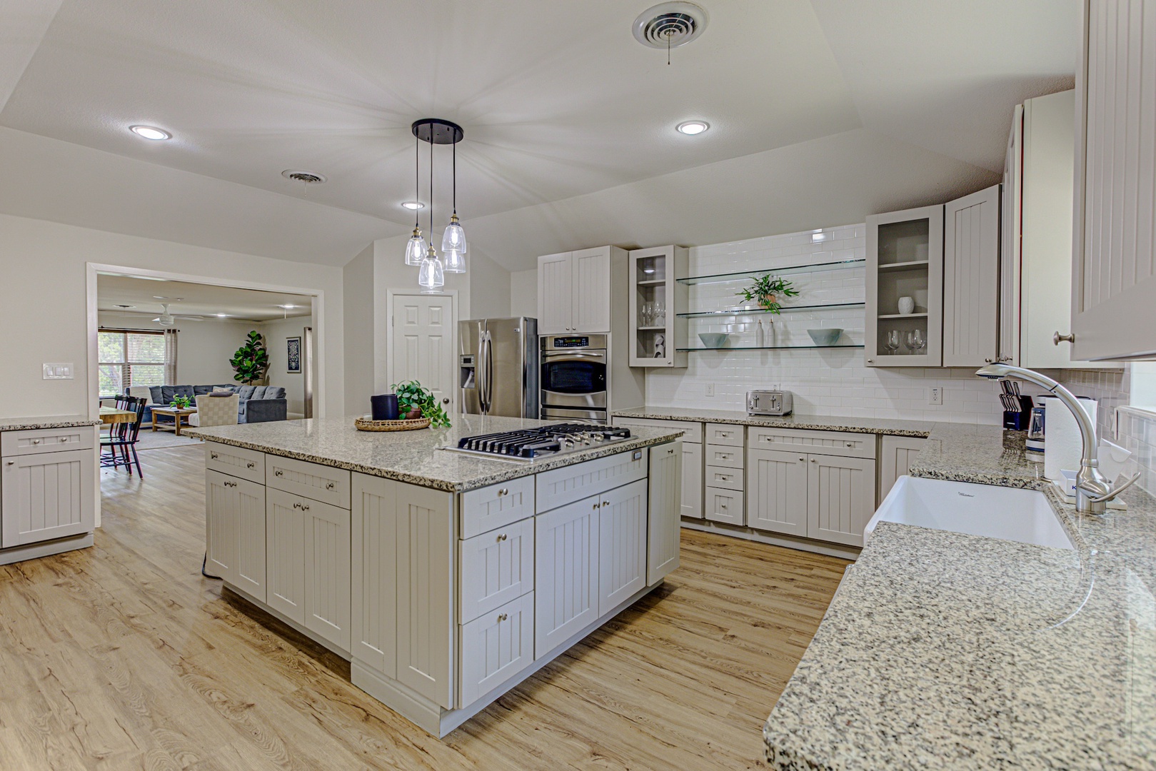 The spacious, elegant kitchen offers all the comforts of home