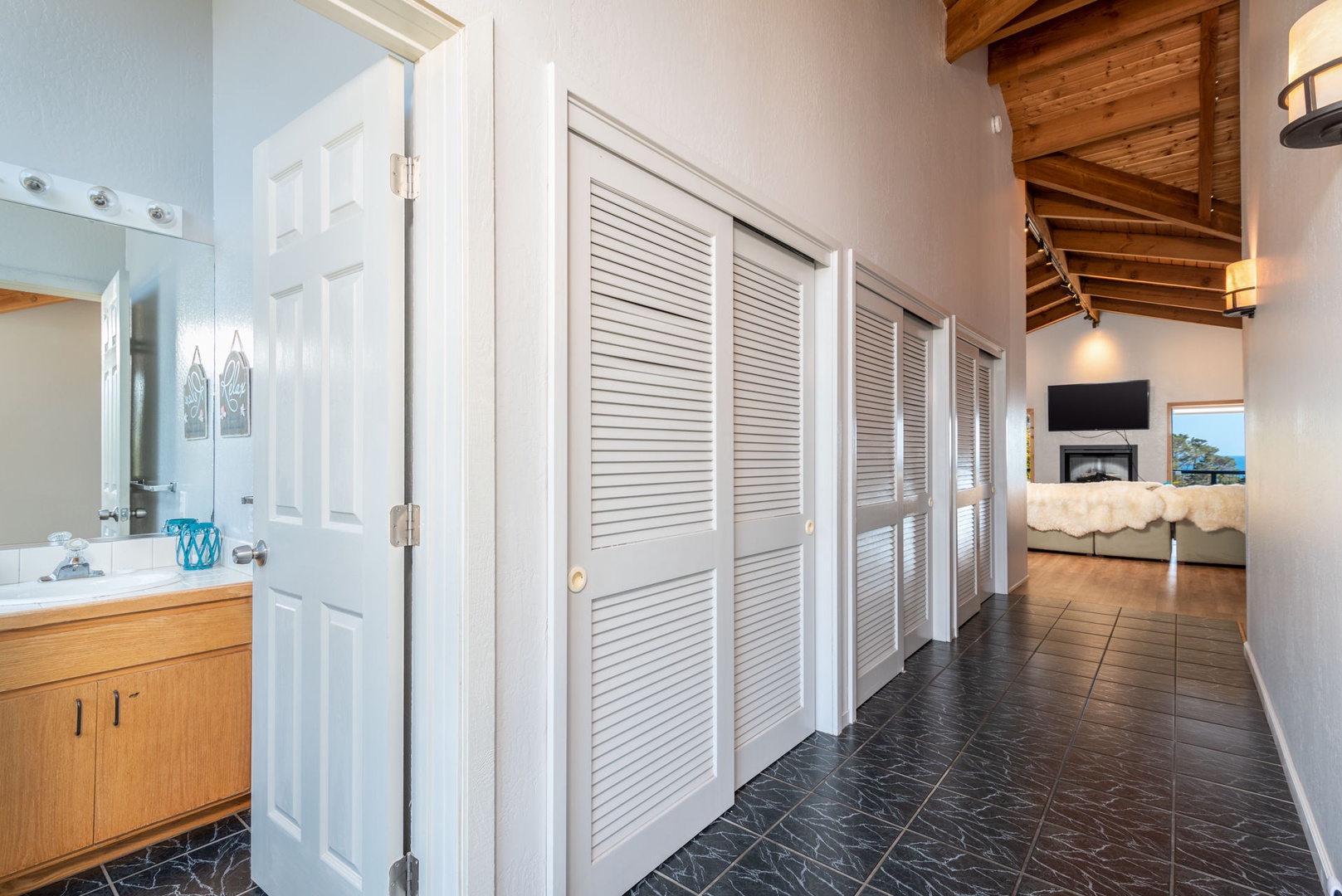 2nd floor hallway