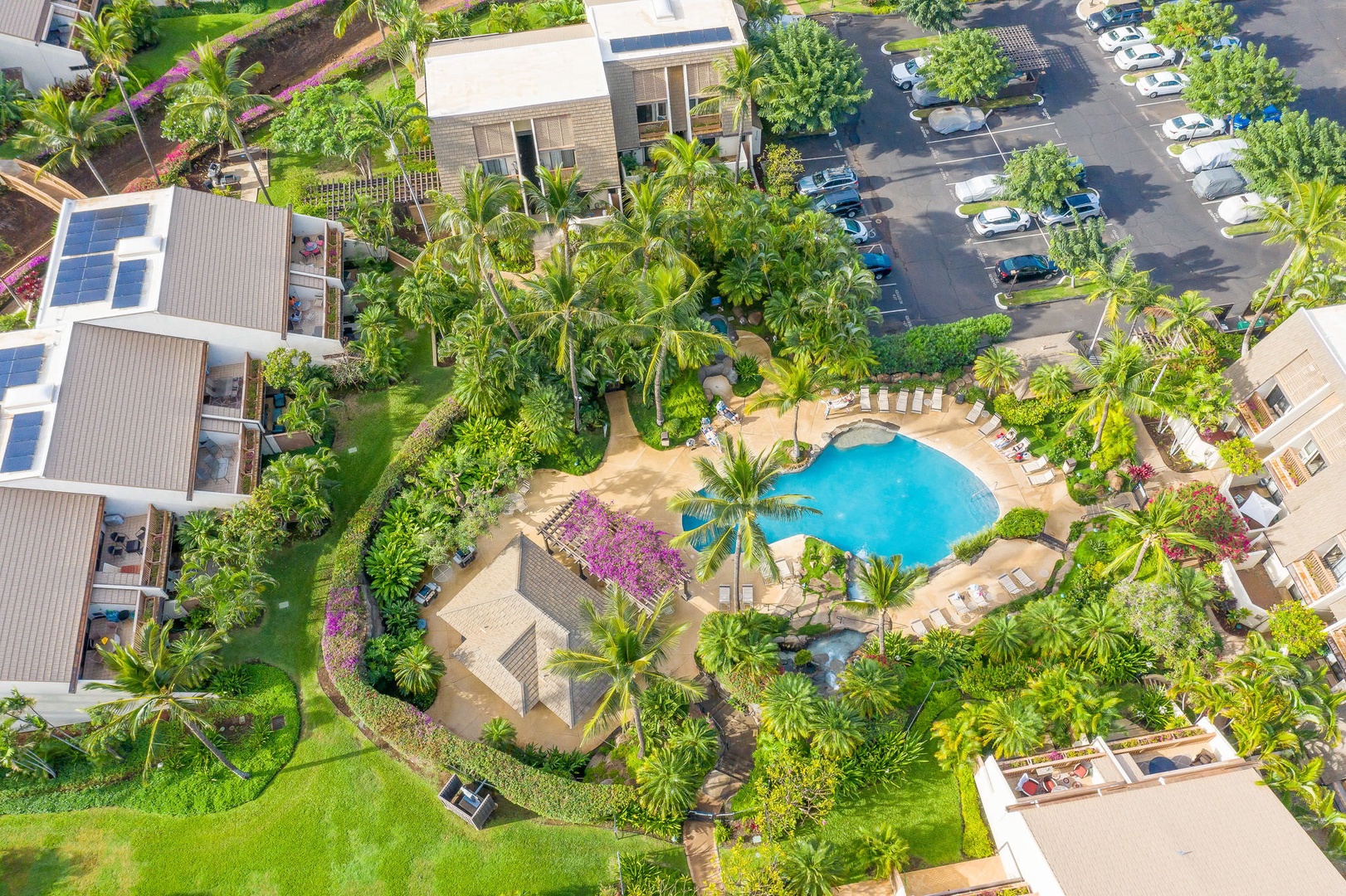 Enjoy the Maui Kamaole resort amenities