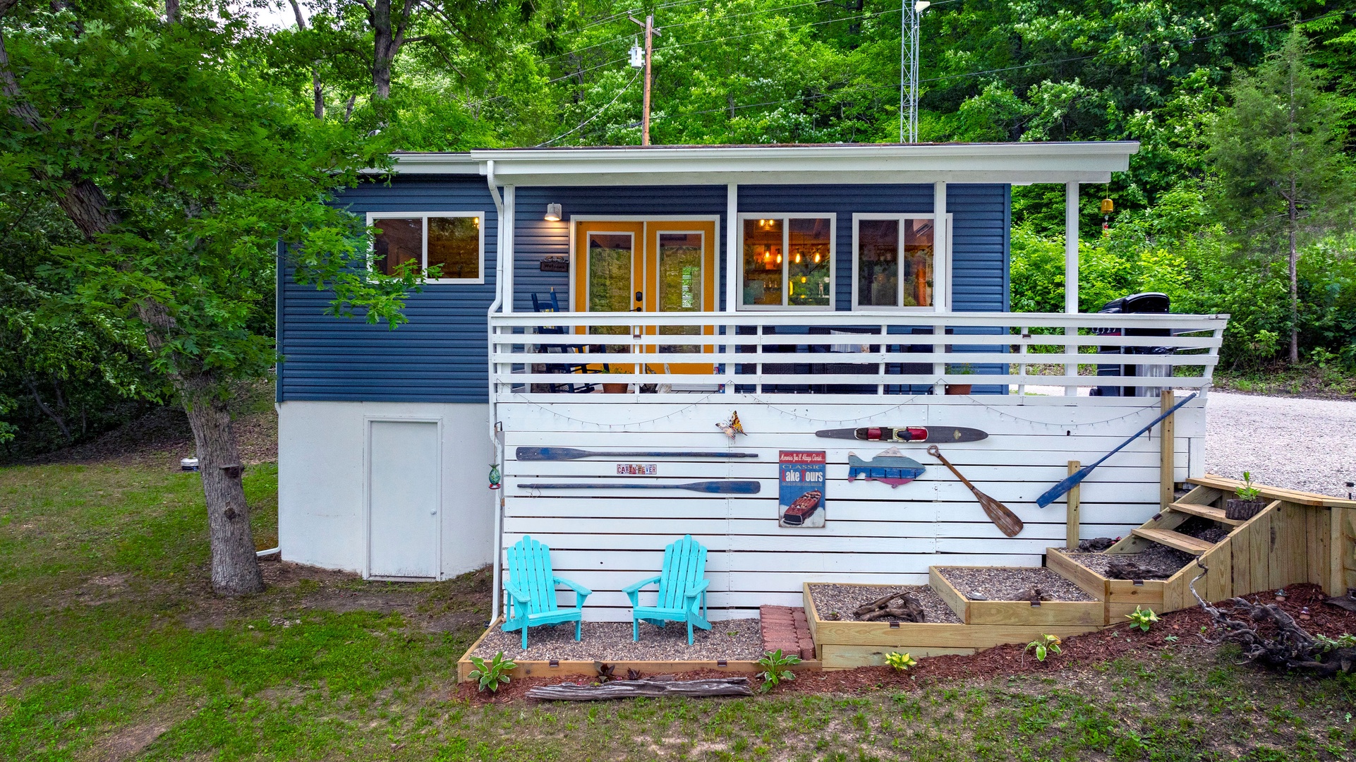 Adirondack chairs for ultimate lounging