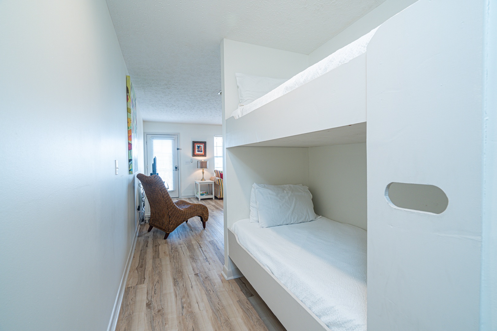 Hallway Bunk Beds with Twin Beds