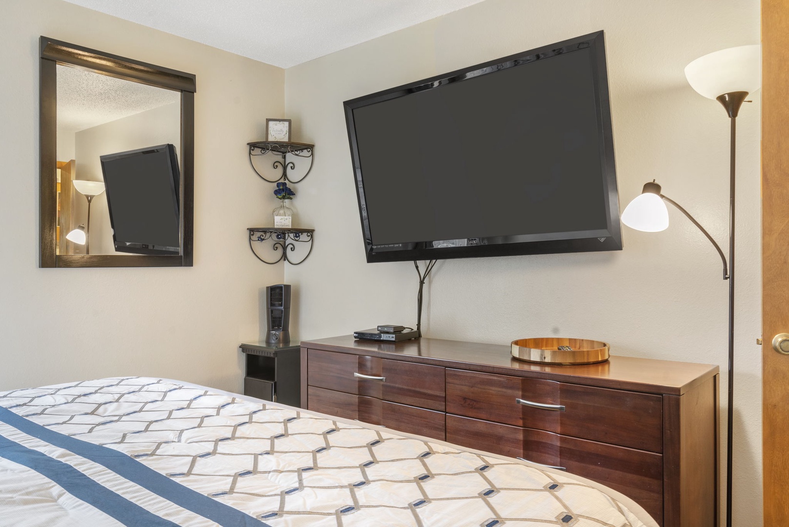 The king suite offers a private en suite, TV, and plenty of space to relax