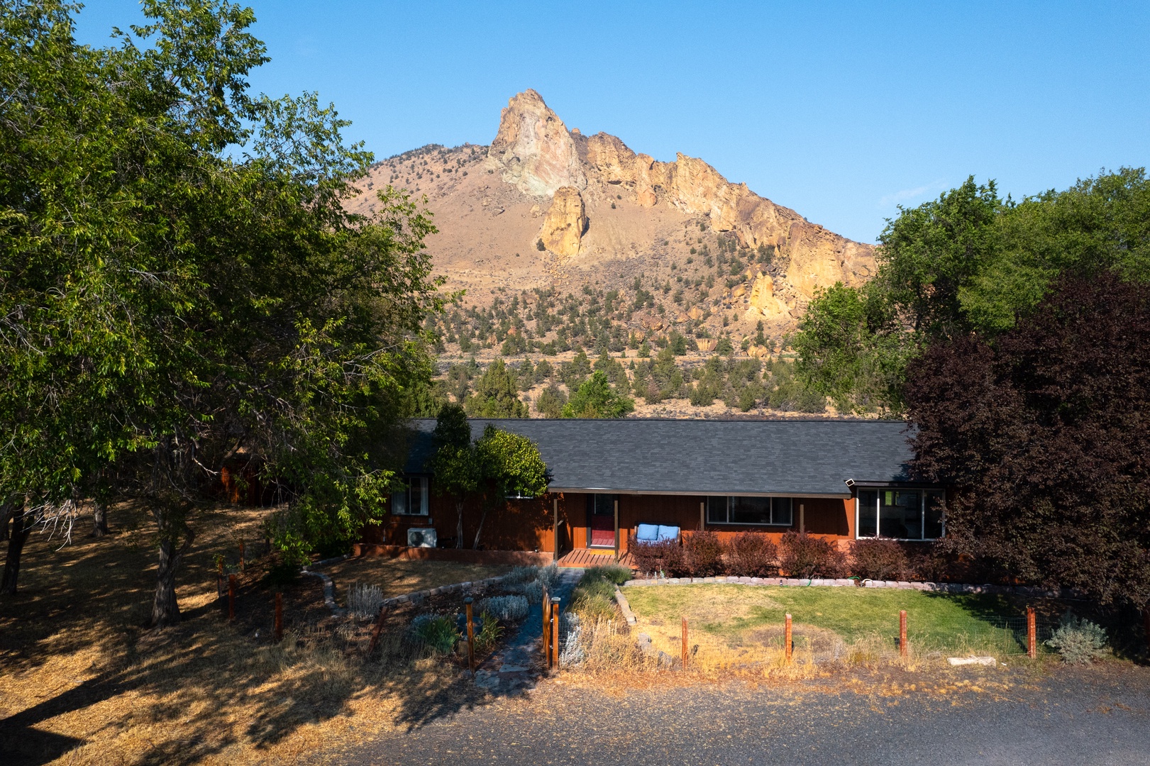 Welcome to Smith Rock Base Camp!