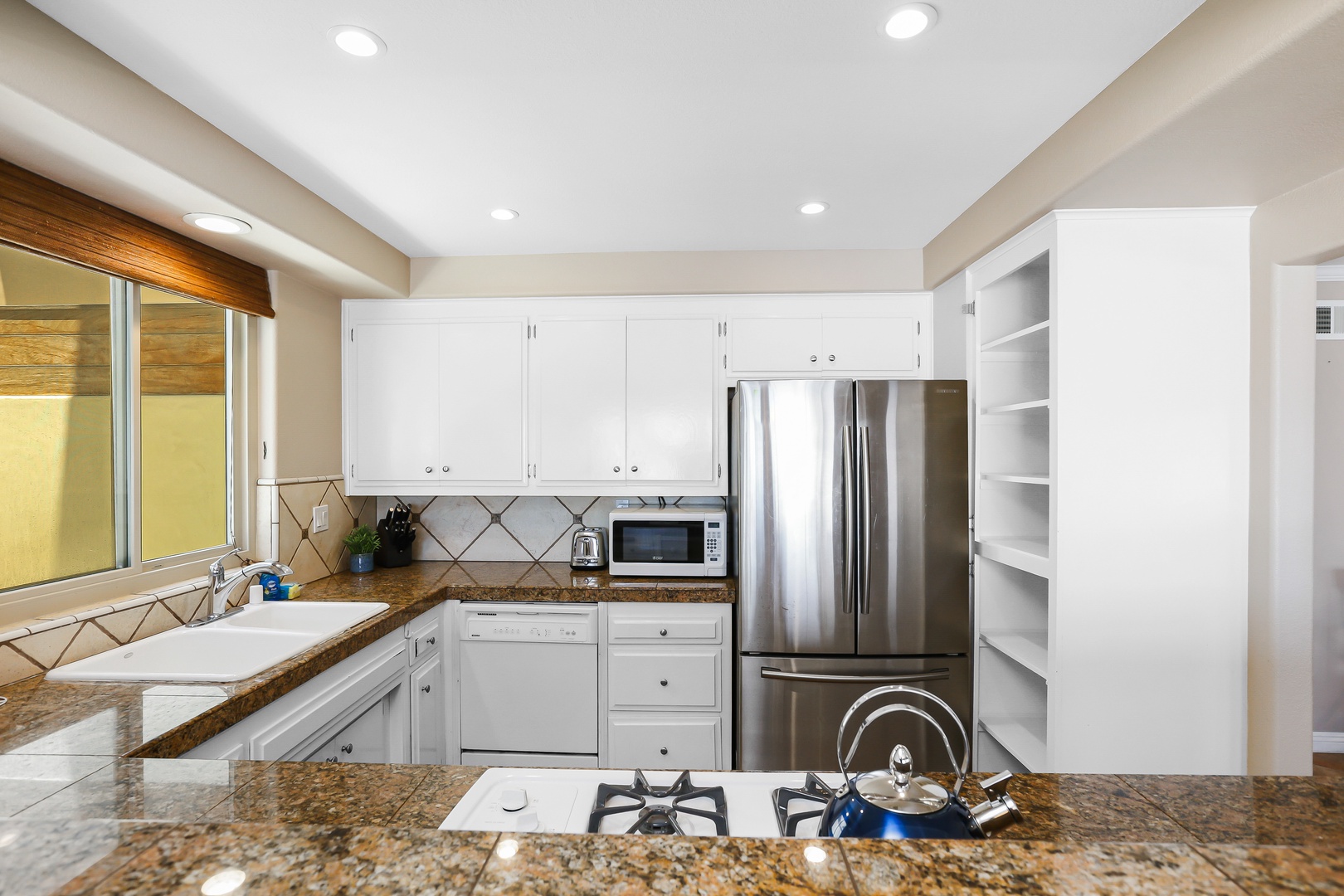 Kitchen is equipped with all your basics