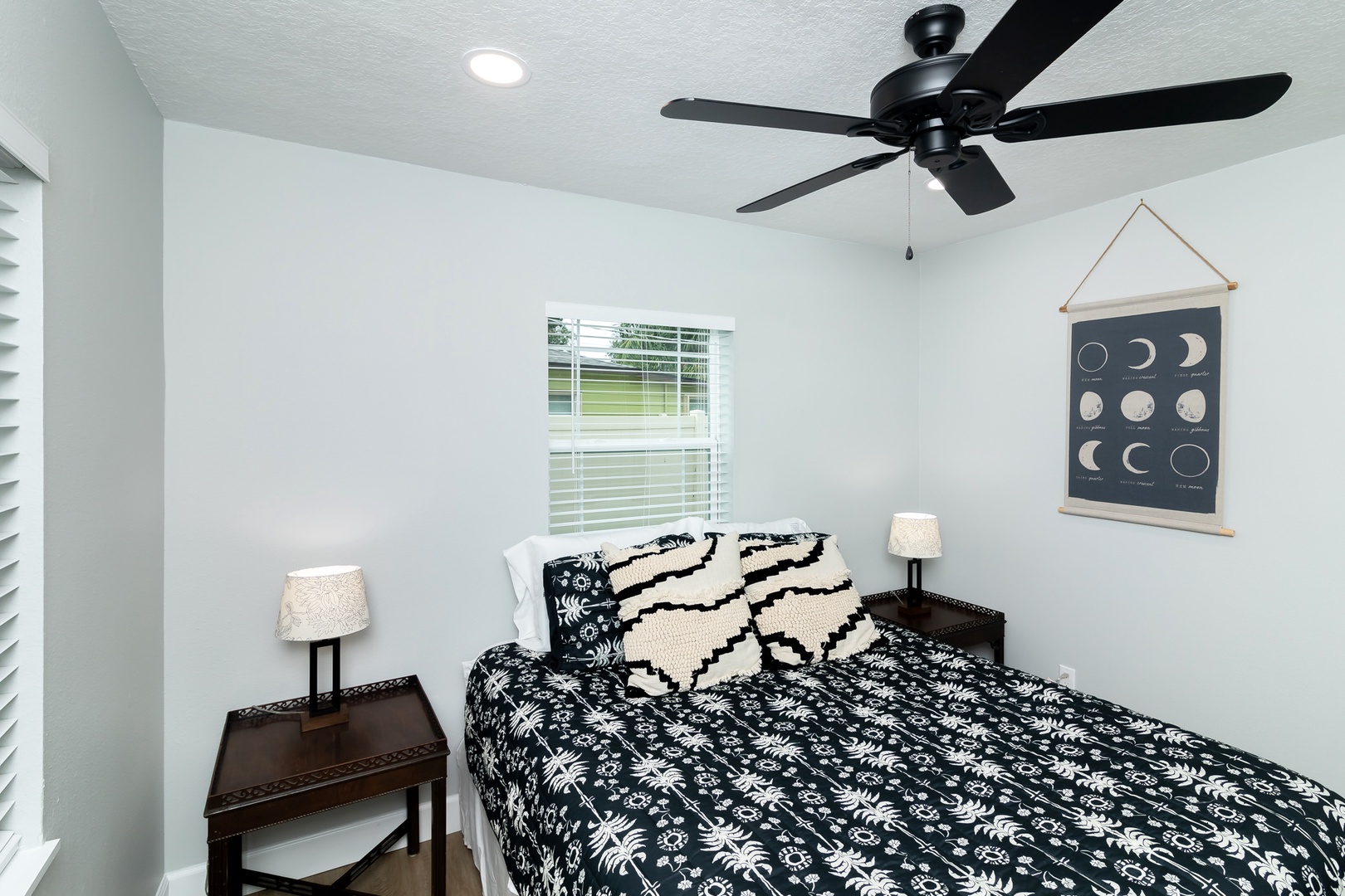 Bedroom #1 Queen