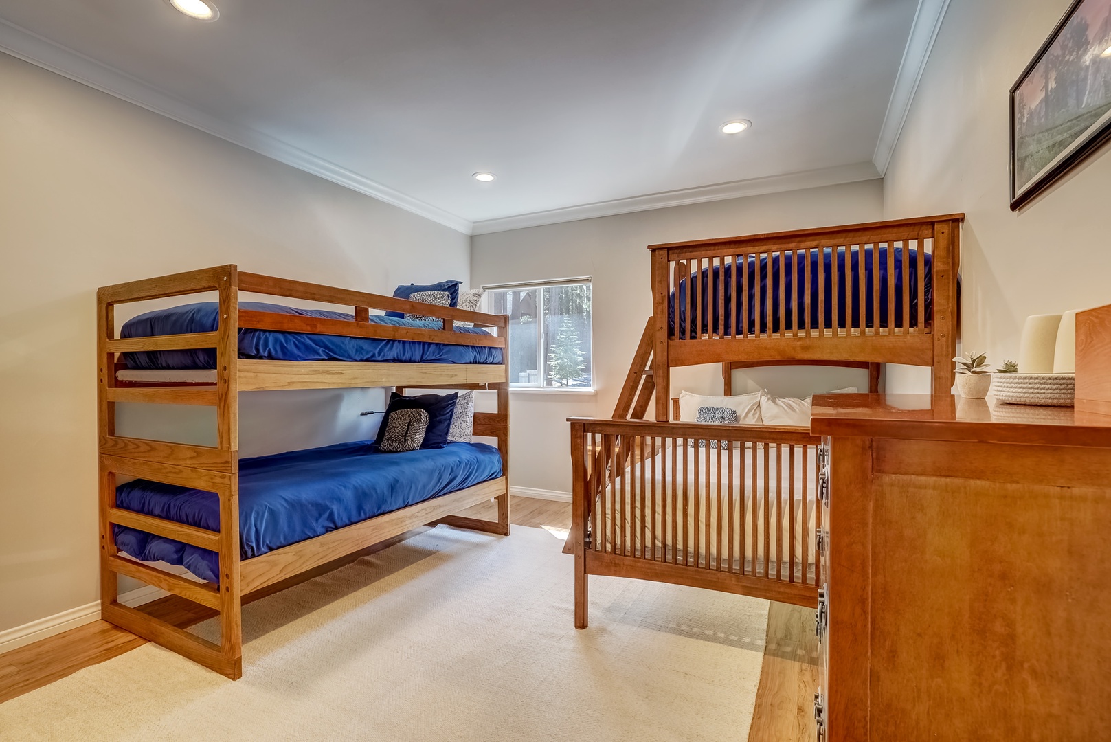 Bedroom 6 with Twin/Full bunk bed, and Twin/Twin bunk bed (2nd floor)