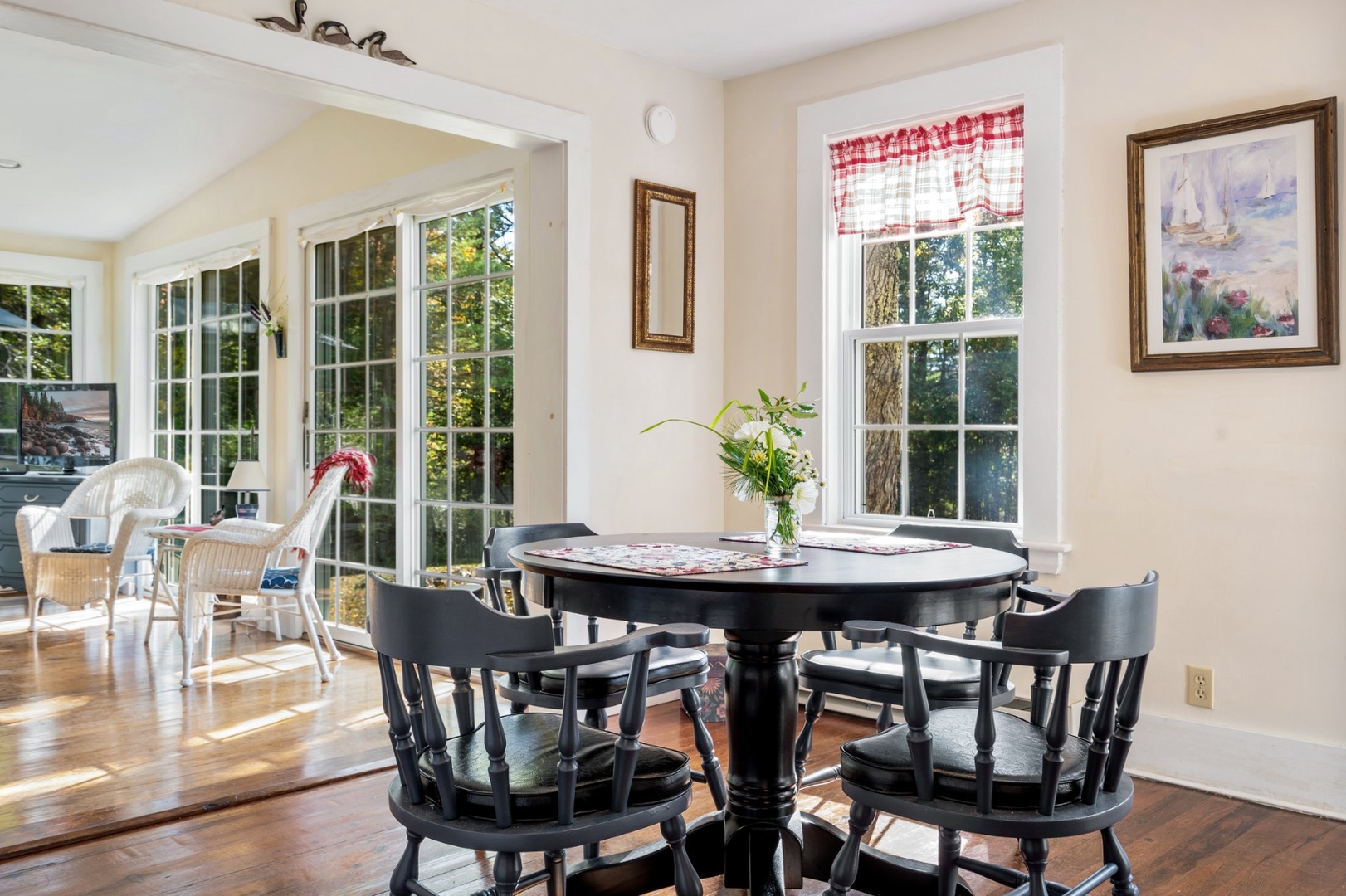 Dining table with seating for 4