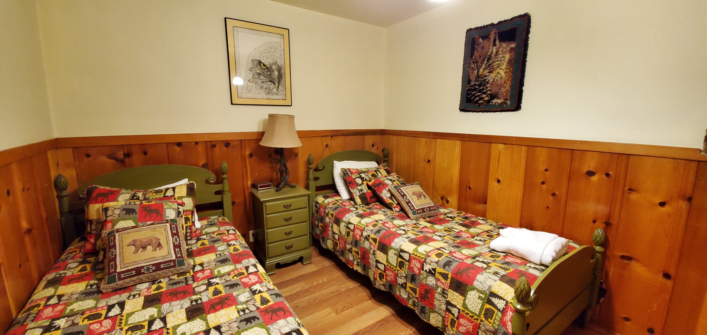 2nd bedroom: 2 Twin beds, great for kids with new wood flooring