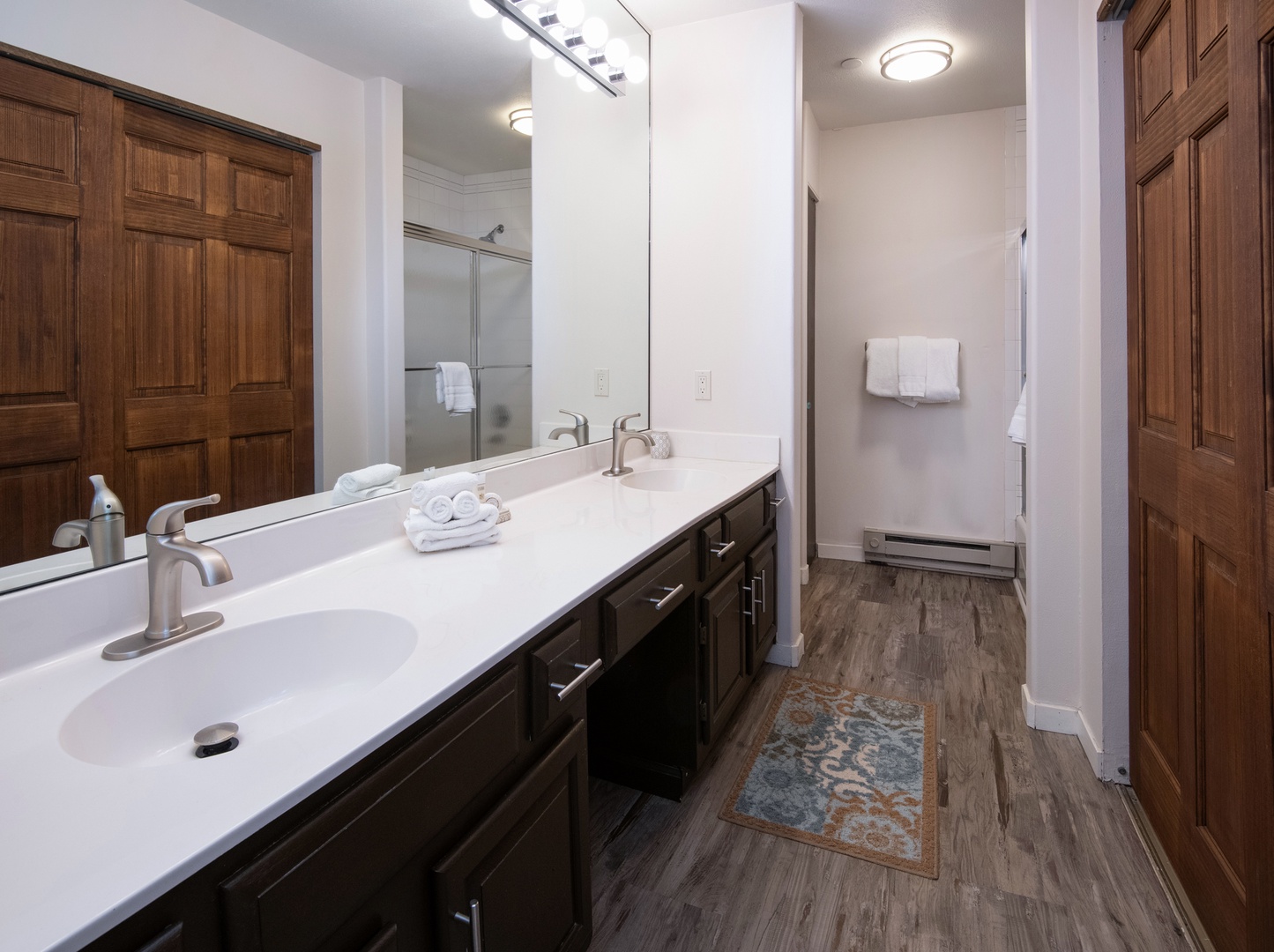 Ensuite bathroom  with separate shower and tub