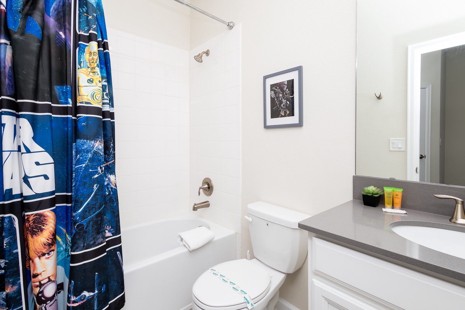 Refresh in this 2nd-floor full bath, with a single vanity & shower/tub combo