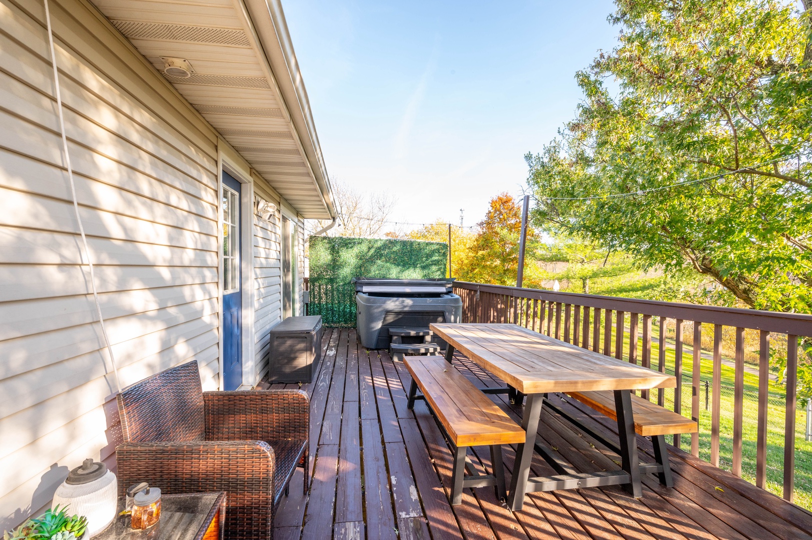 Dine al fresco or lounge the day away on the sunny back deck
