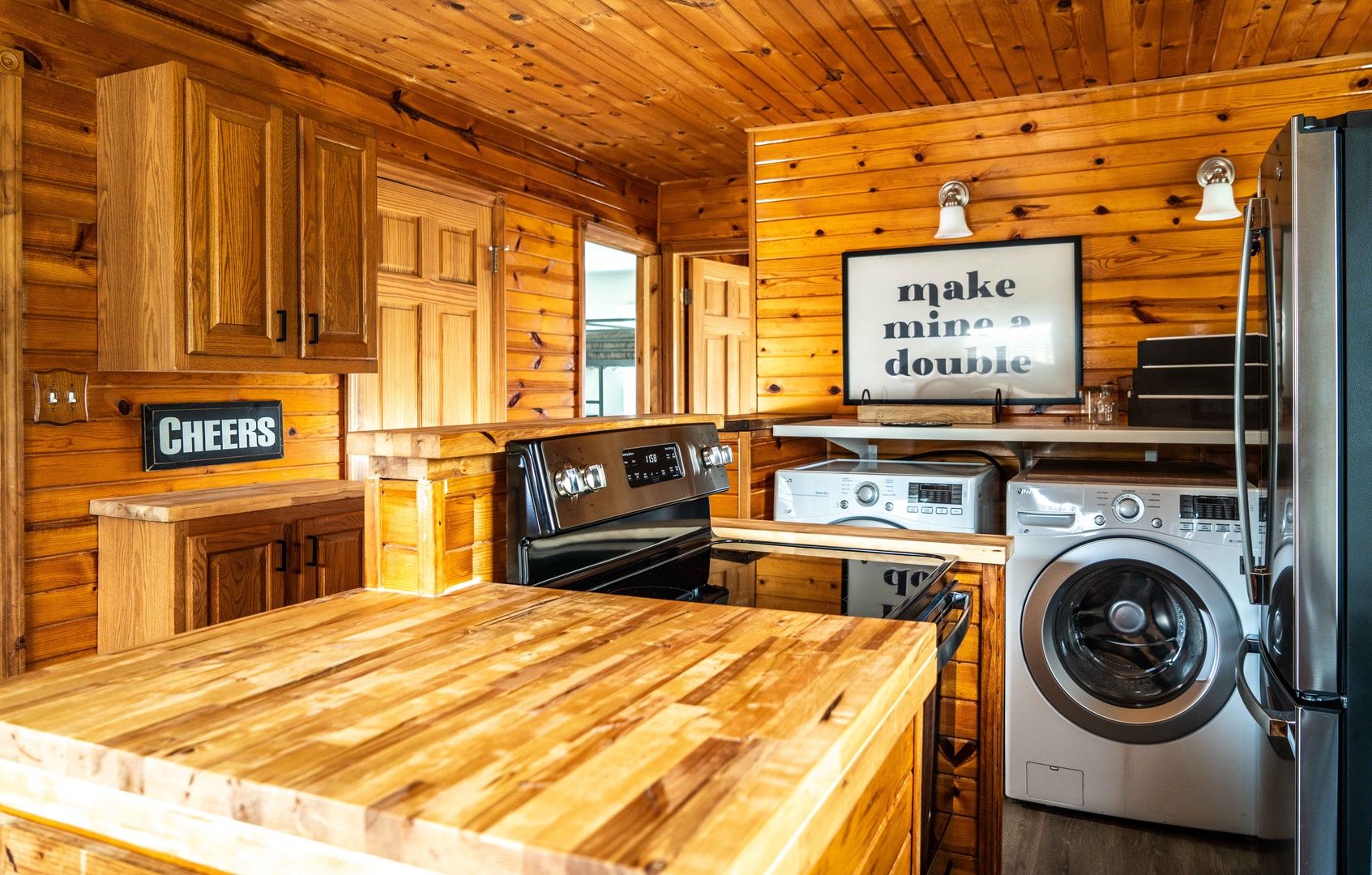 The welcoming kitchen offers ample space & all the comforts of home