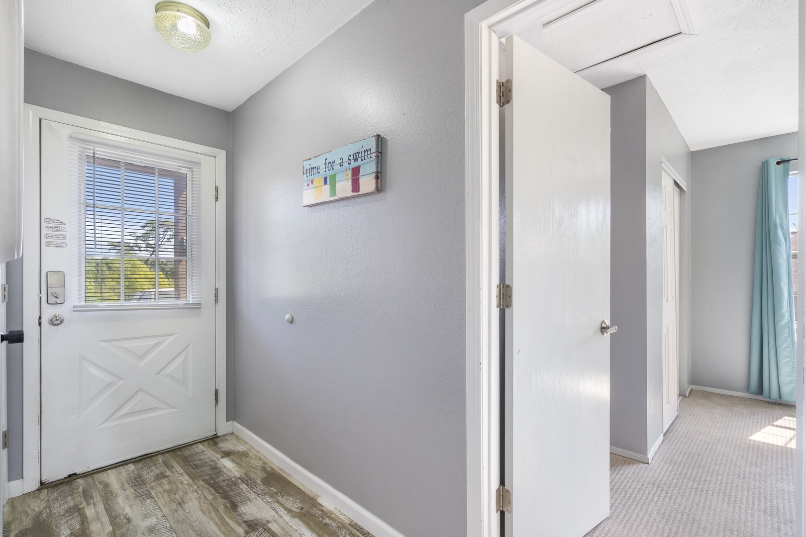 Entry way