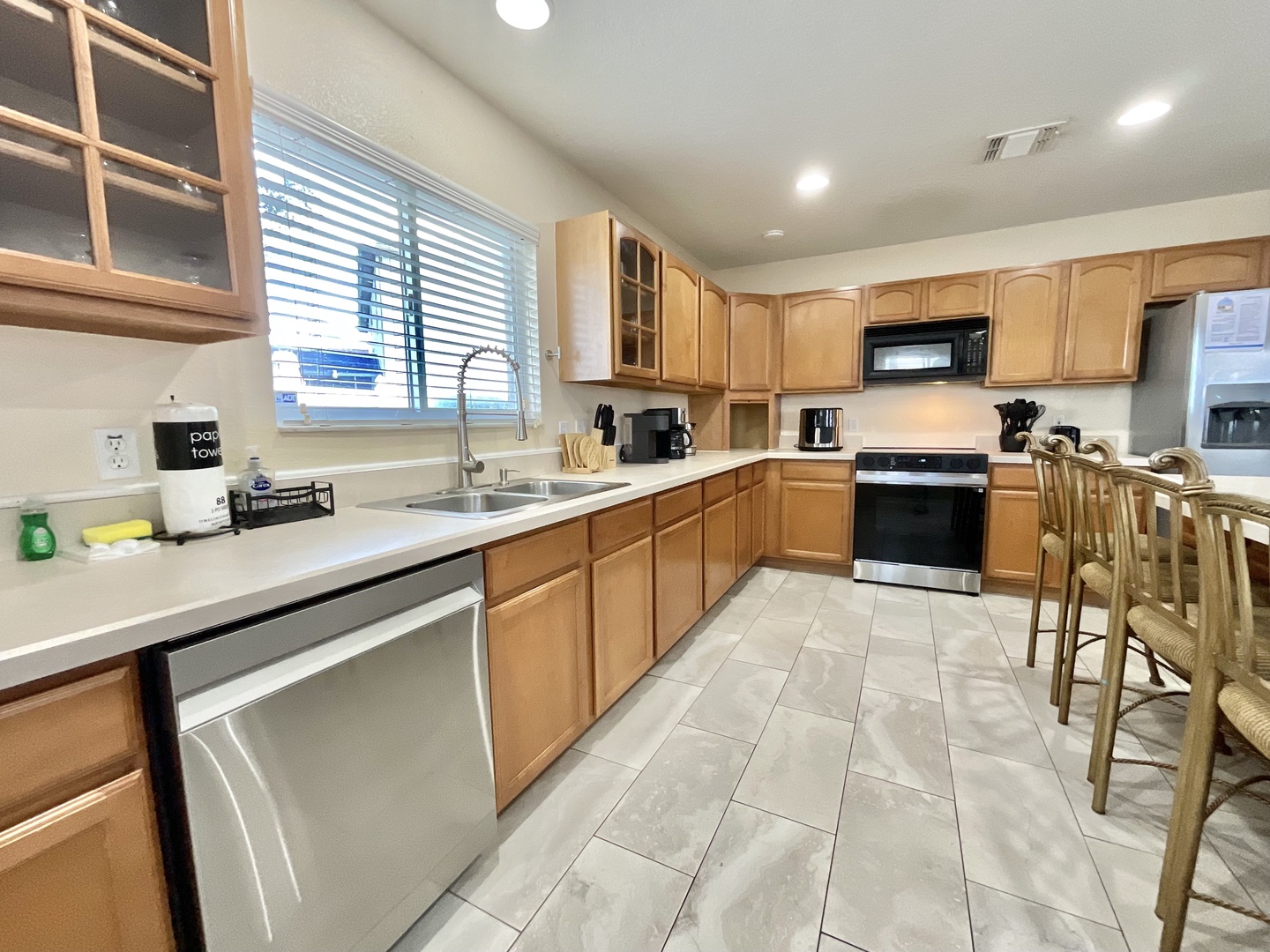 Fully equipped kitchen