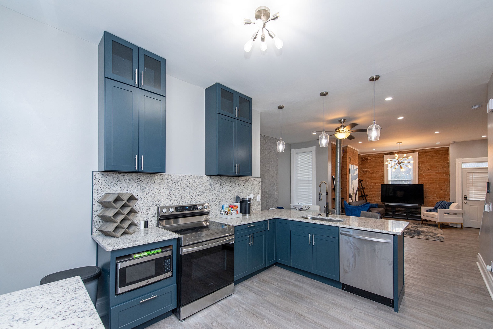 Suite 2 – The kitchen offers ample space & fantastic amenities