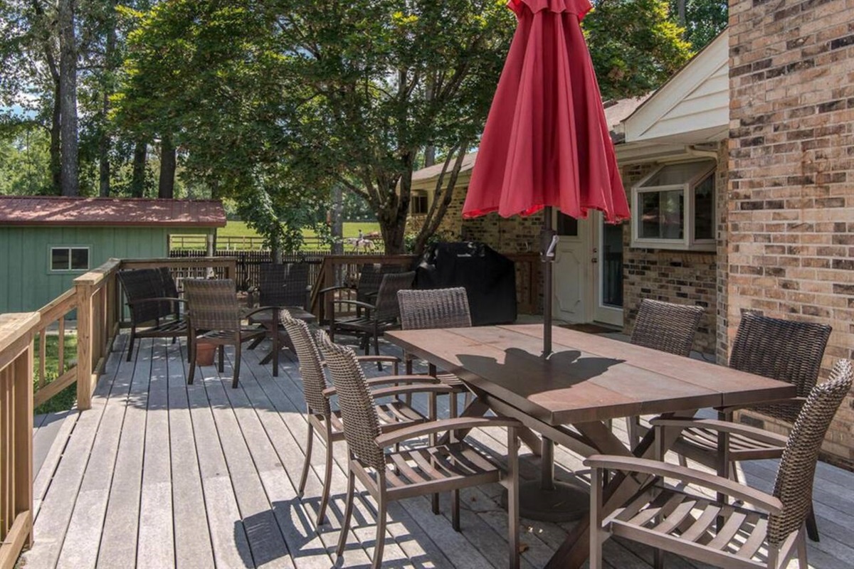 Large deck with ample seating